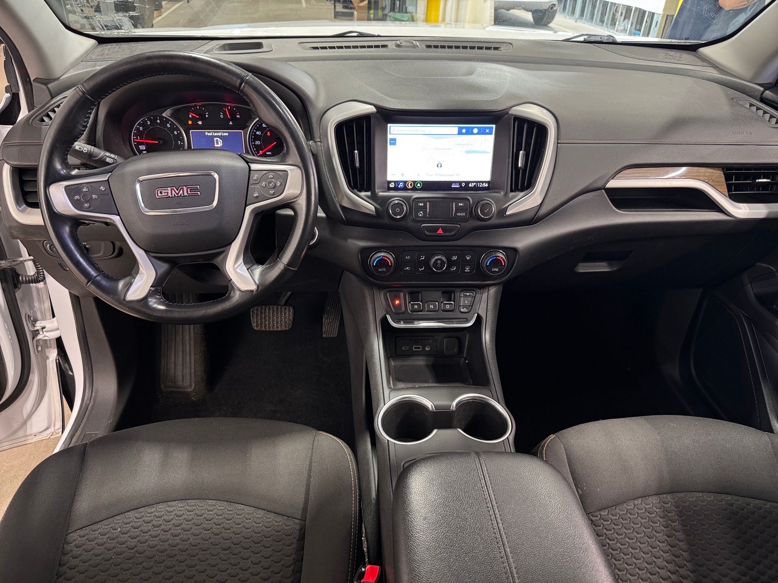 Thumbnail: 2020 GMC Terrain - 3