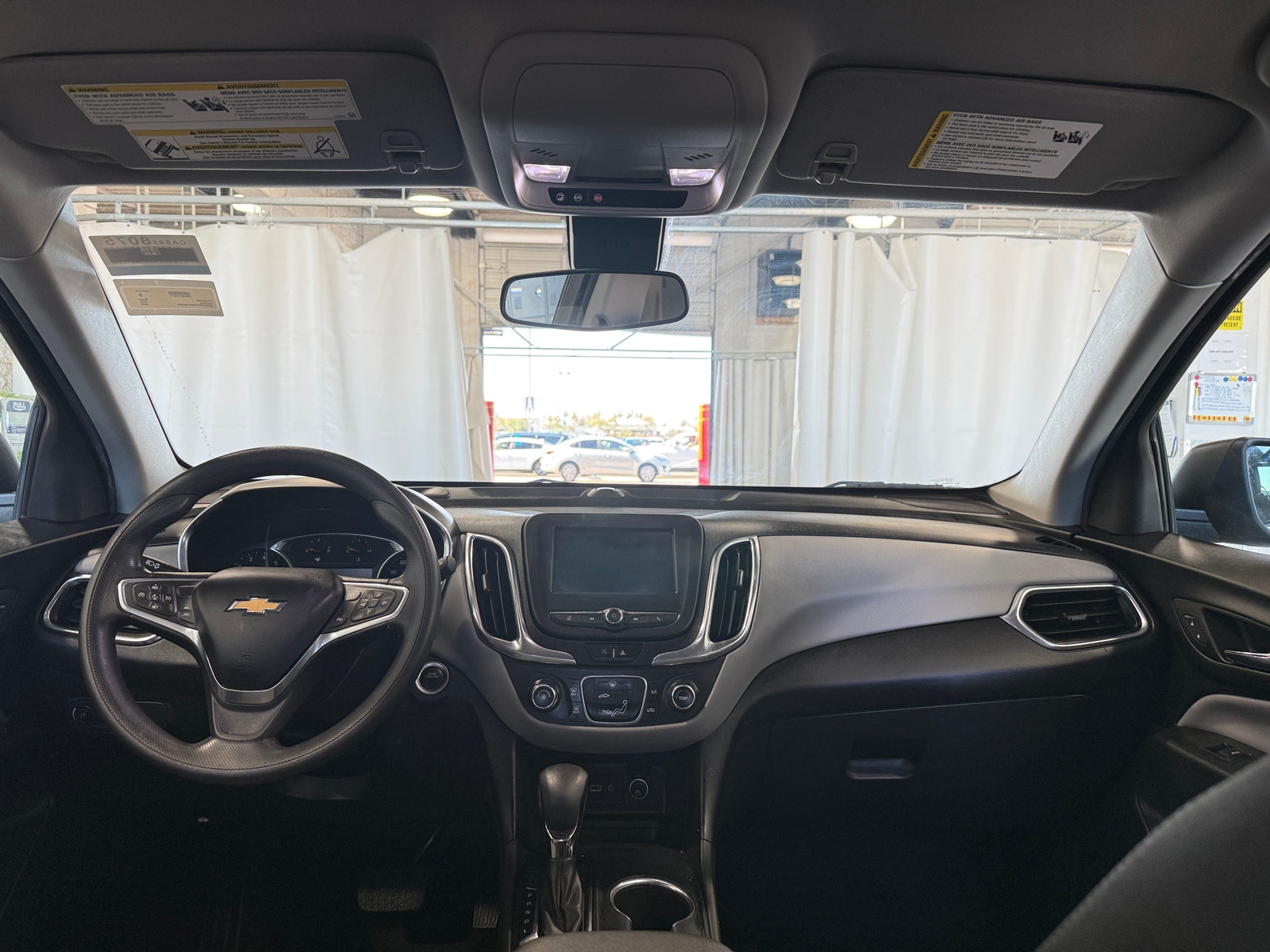 Thumbnail: 2022 Chevrolet Equinox - 3