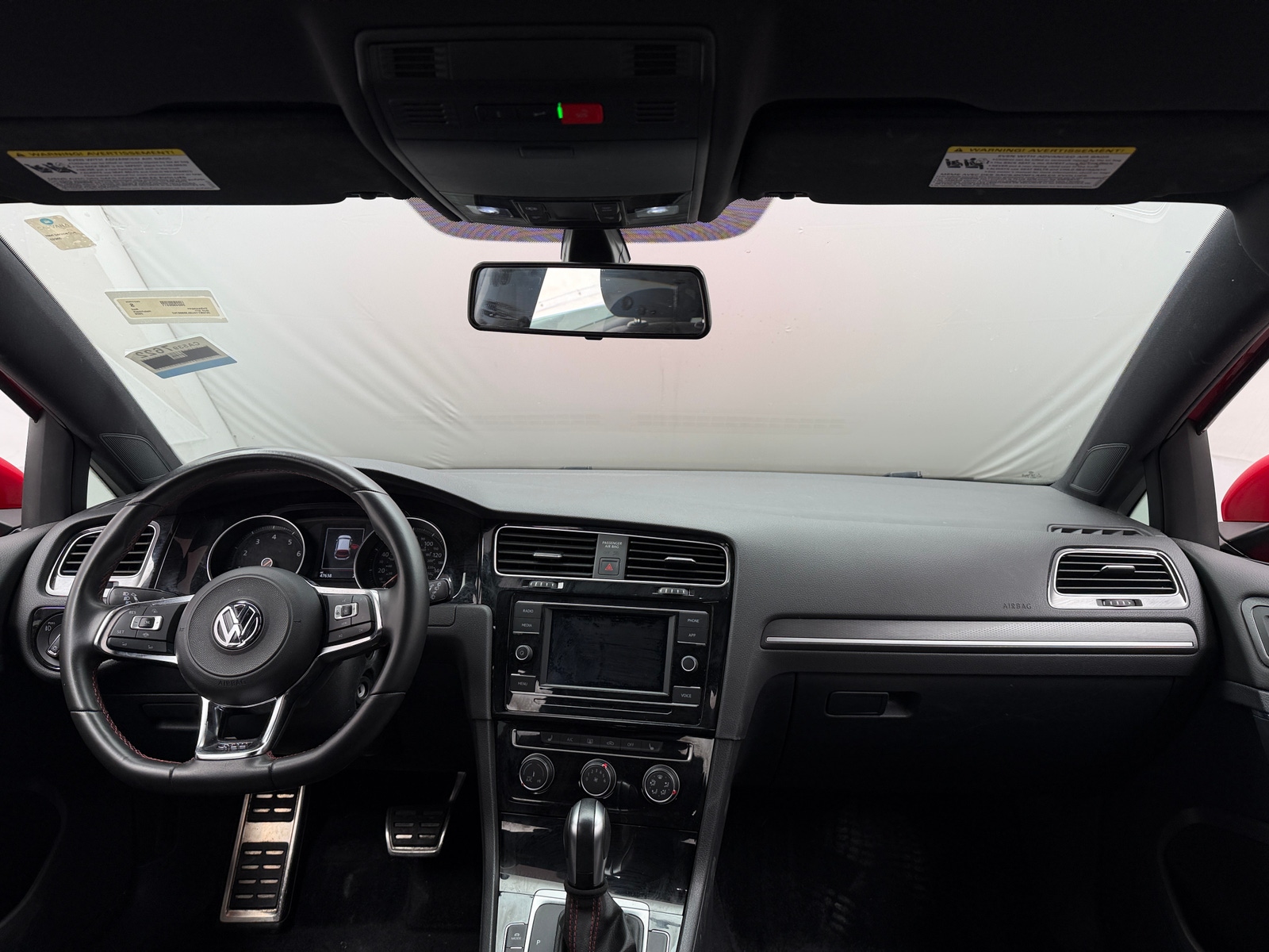 Thumbnail: 2020 Volkswagen Golf - 3