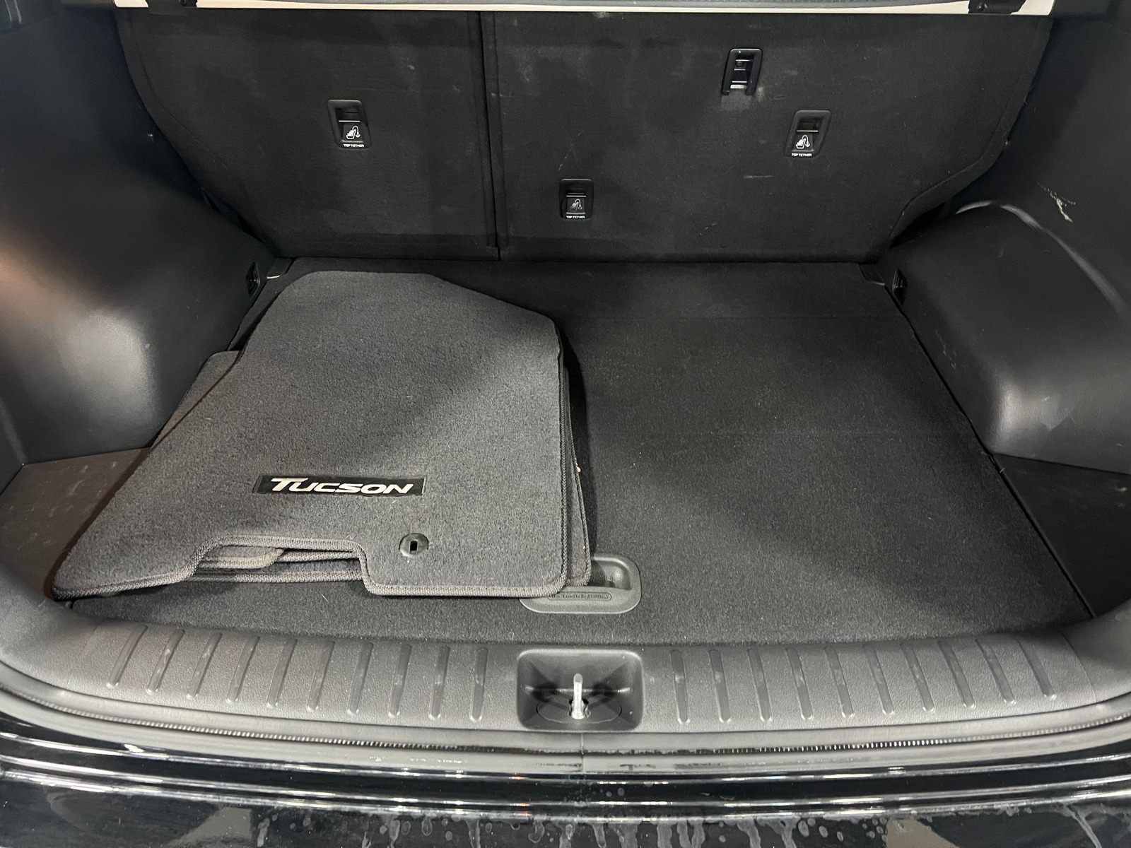 Thumbnail: 2018 Hyundai Tucson - 7