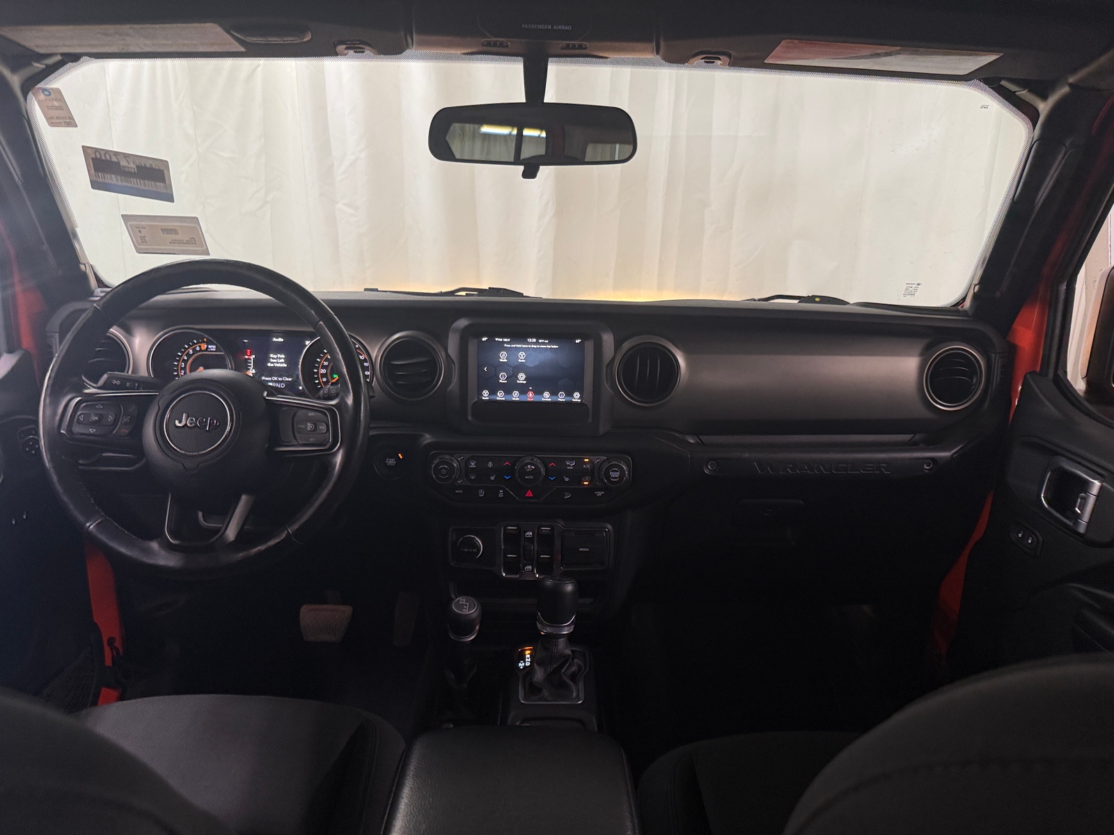 Thumbnail: 2018 Jeep Wrangler - 3