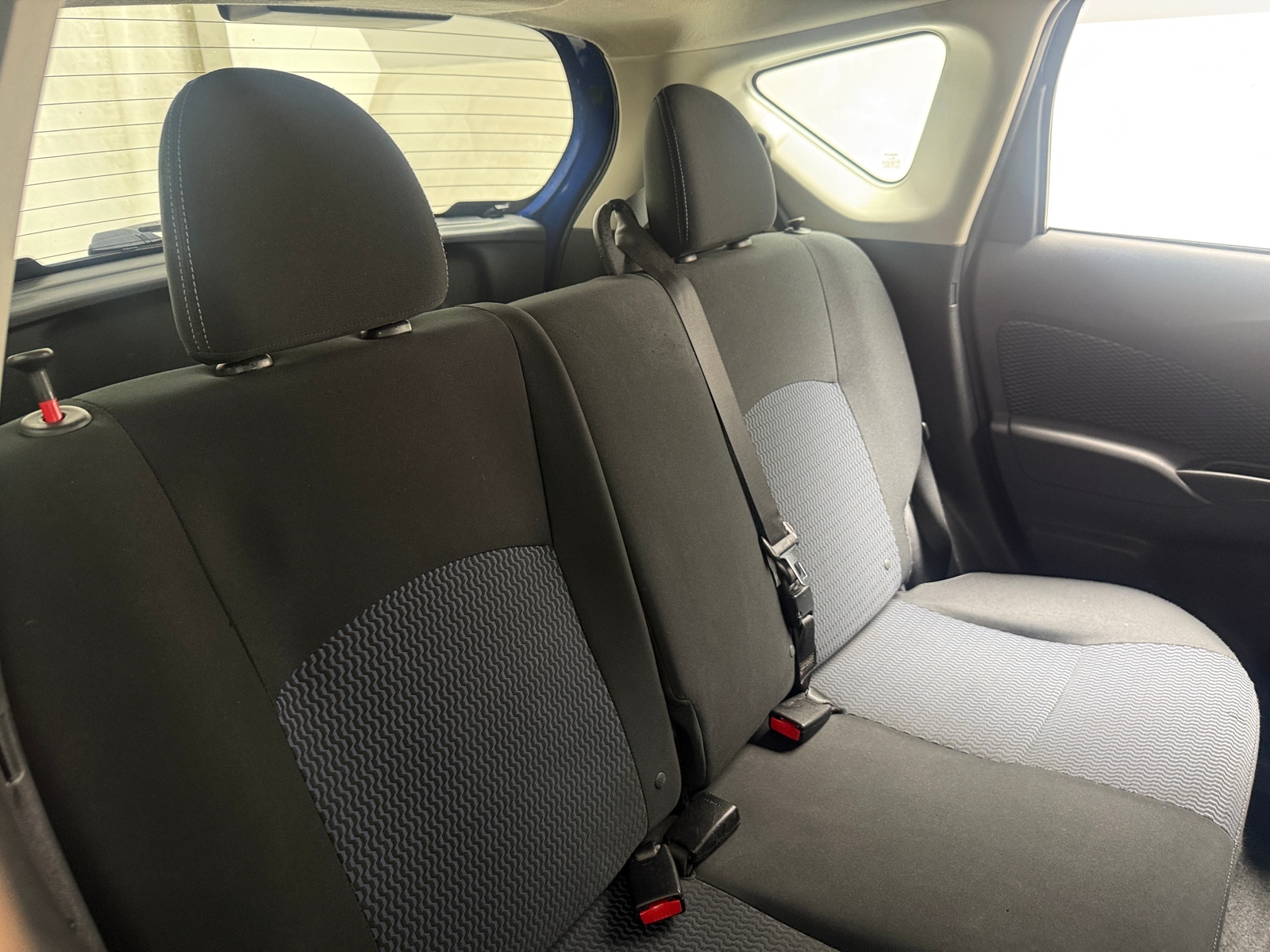 Thumbnail: 2017 Nissan Versa Note - 6
