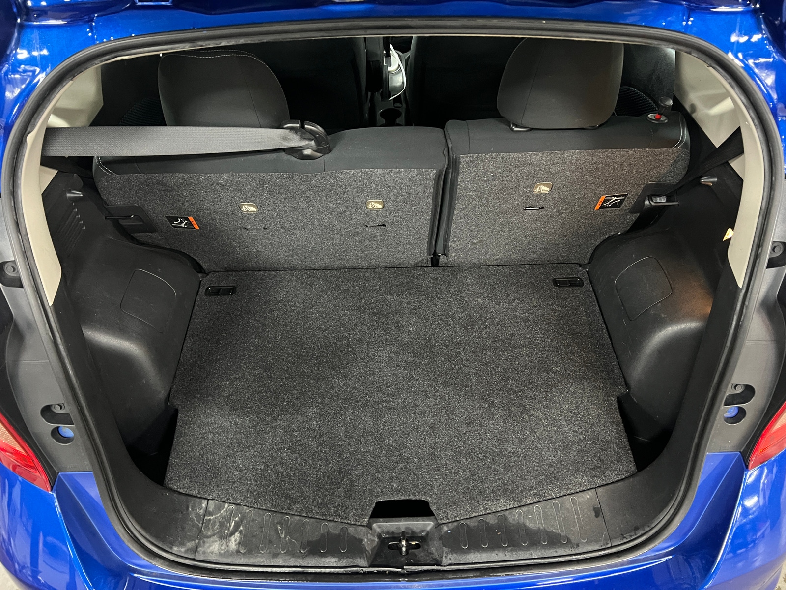 Thumbnail: 2017 Nissan Versa Note - 7