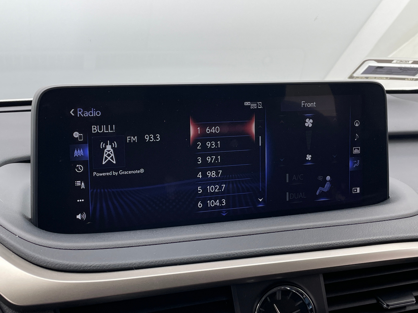 Thumbnail: 2020 Lexus RX - 3