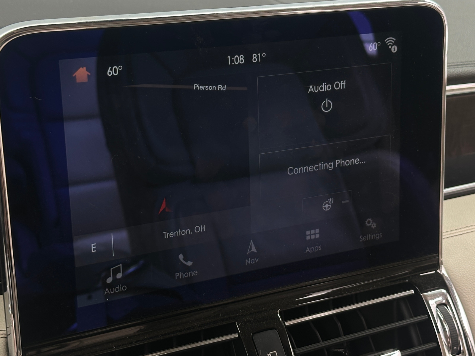 Thumbnail: 2019 Lincoln Navigator - 3