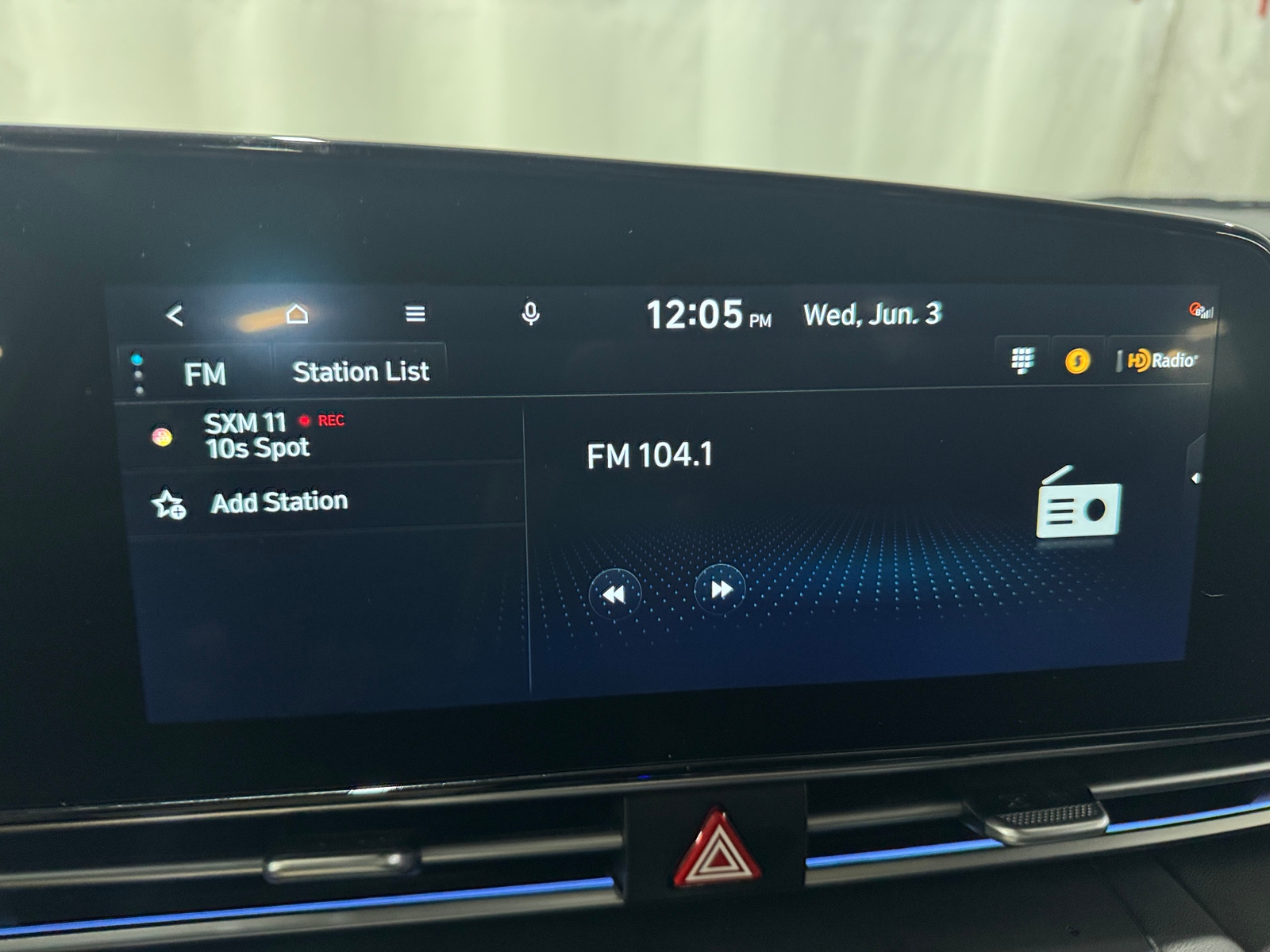 Thumbnail: 2025 Hyundai Elantra - 4