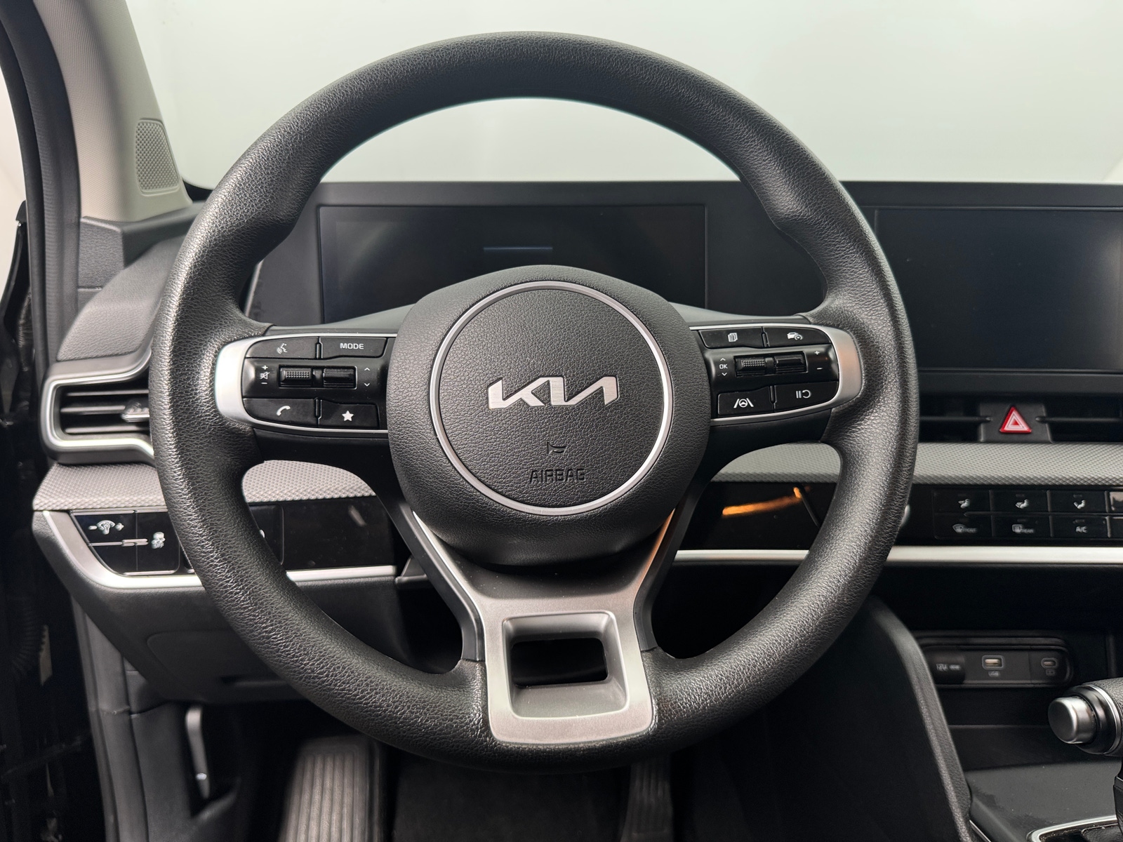 Thumbnail: 2025 Kia Sportage - 5