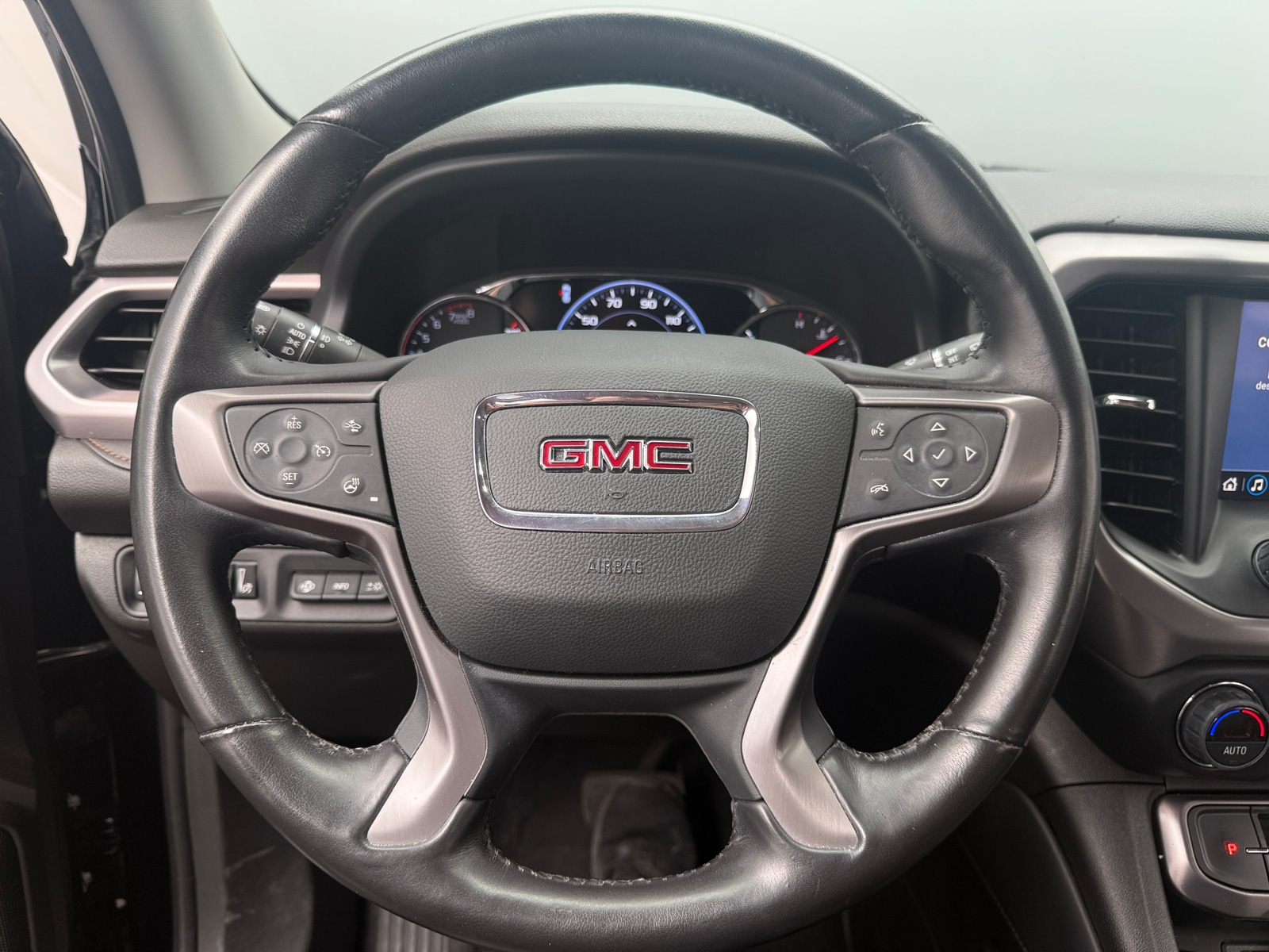 Thumbnail: 2022 GMC Acadia - 4