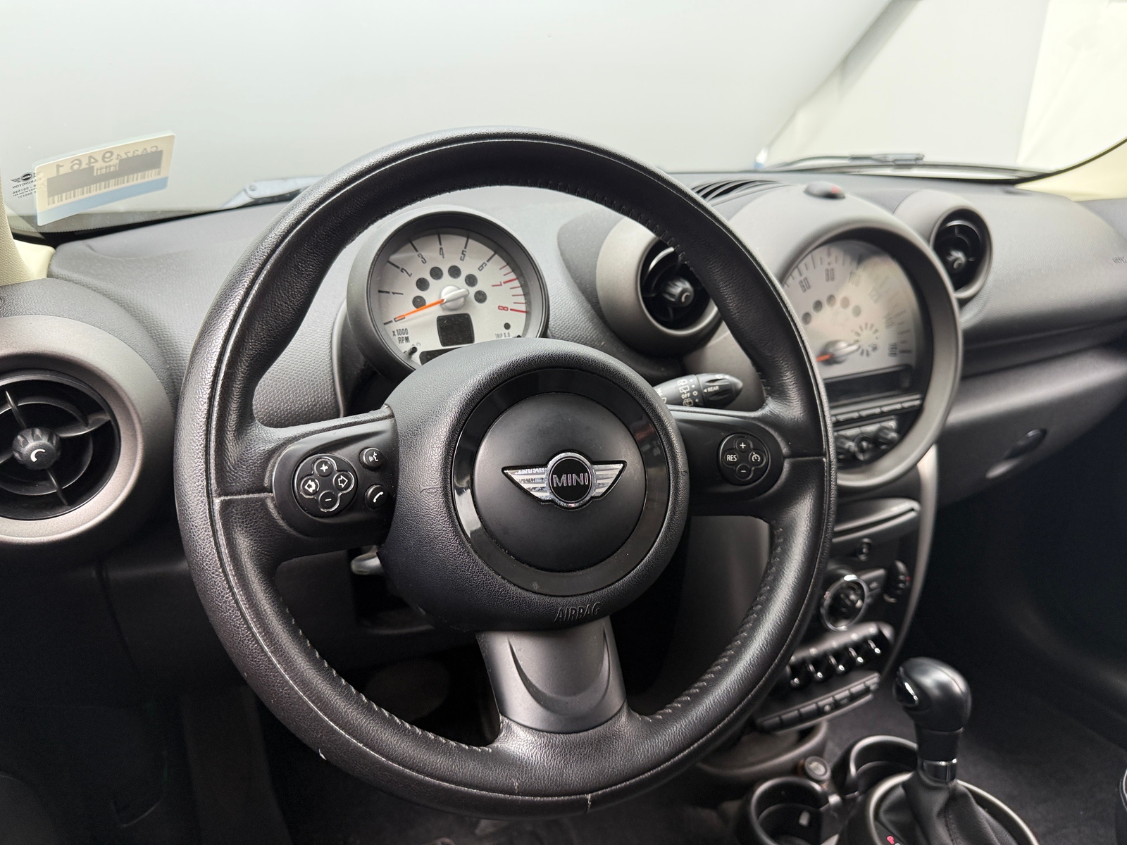 Thumbnail: 2012 MINI Cooper Countryman - 4