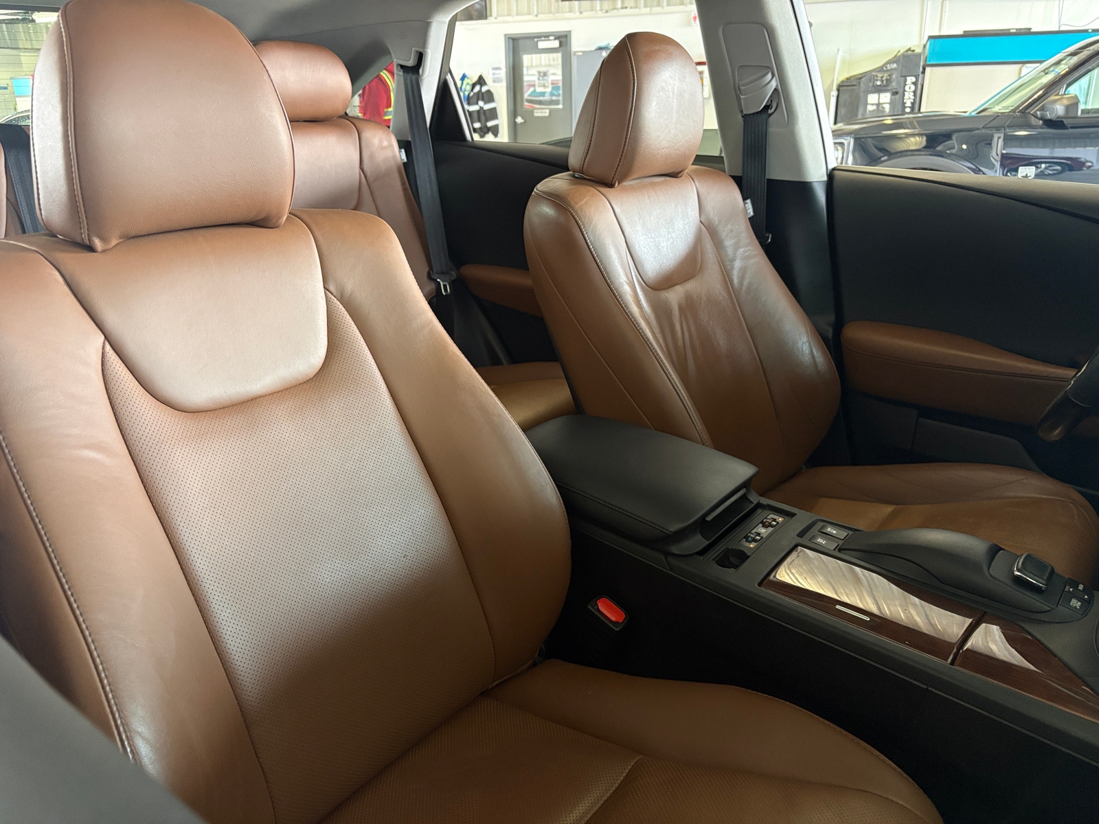Thumbnail: 2015 Lexus RX - 2