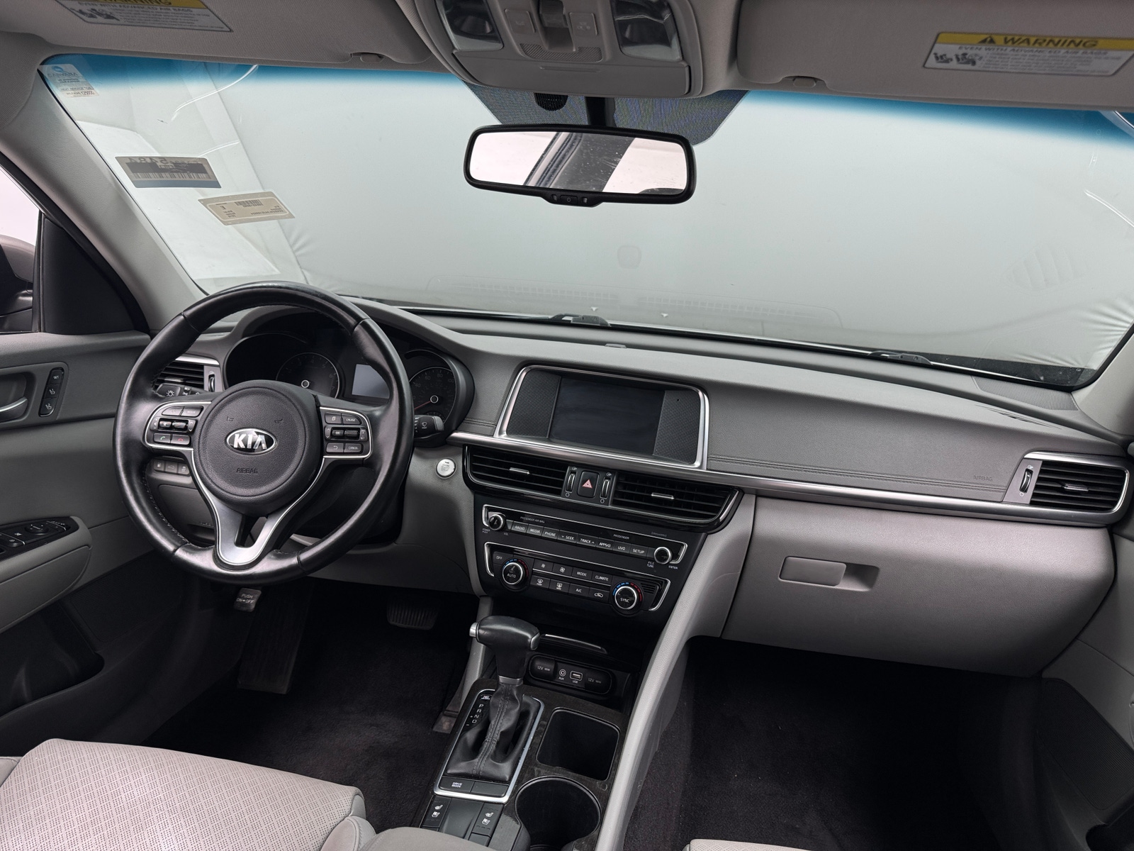 Thumbnail: 2018 Kia Optima - 3