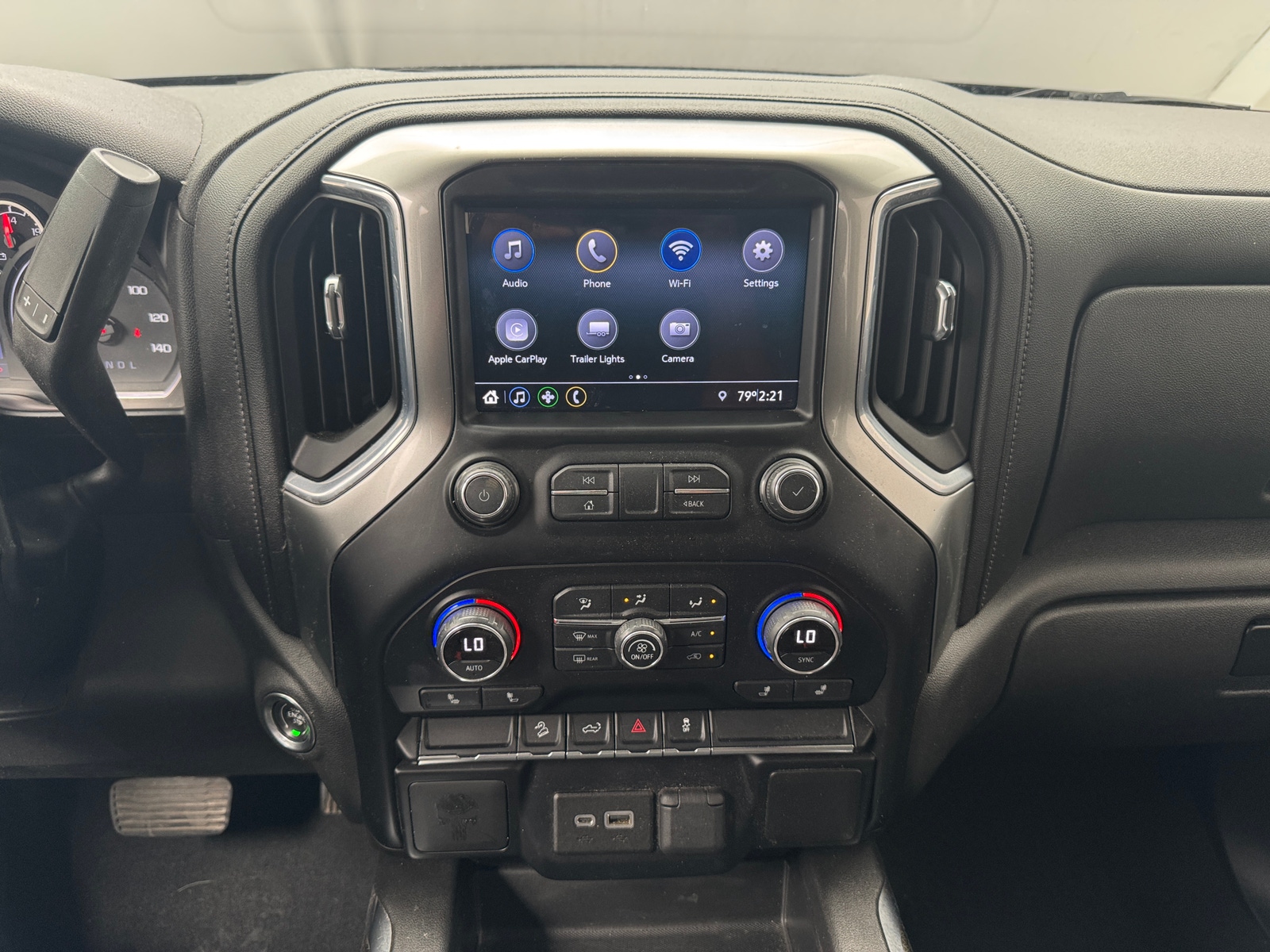 Thumbnail: 2021 Chevrolet Silverado 1500 - 4