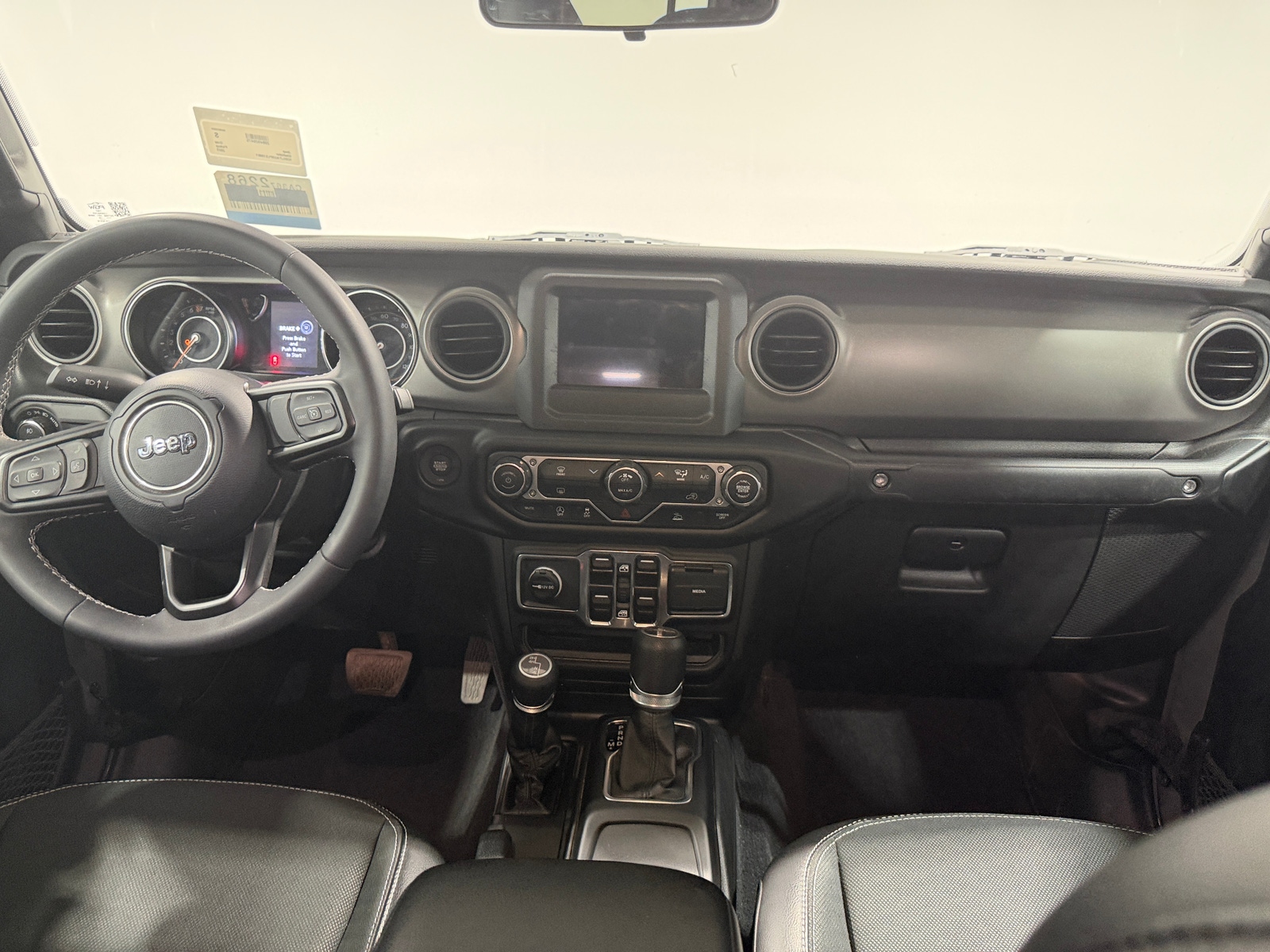 Thumbnail: 2023 Jeep Gladiator - 3