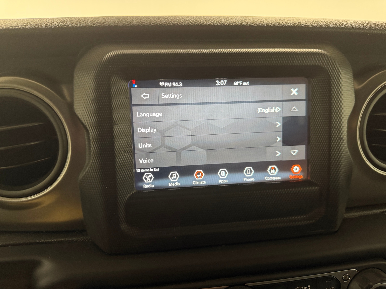 Thumbnail: 2023 Jeep Gladiator - 4