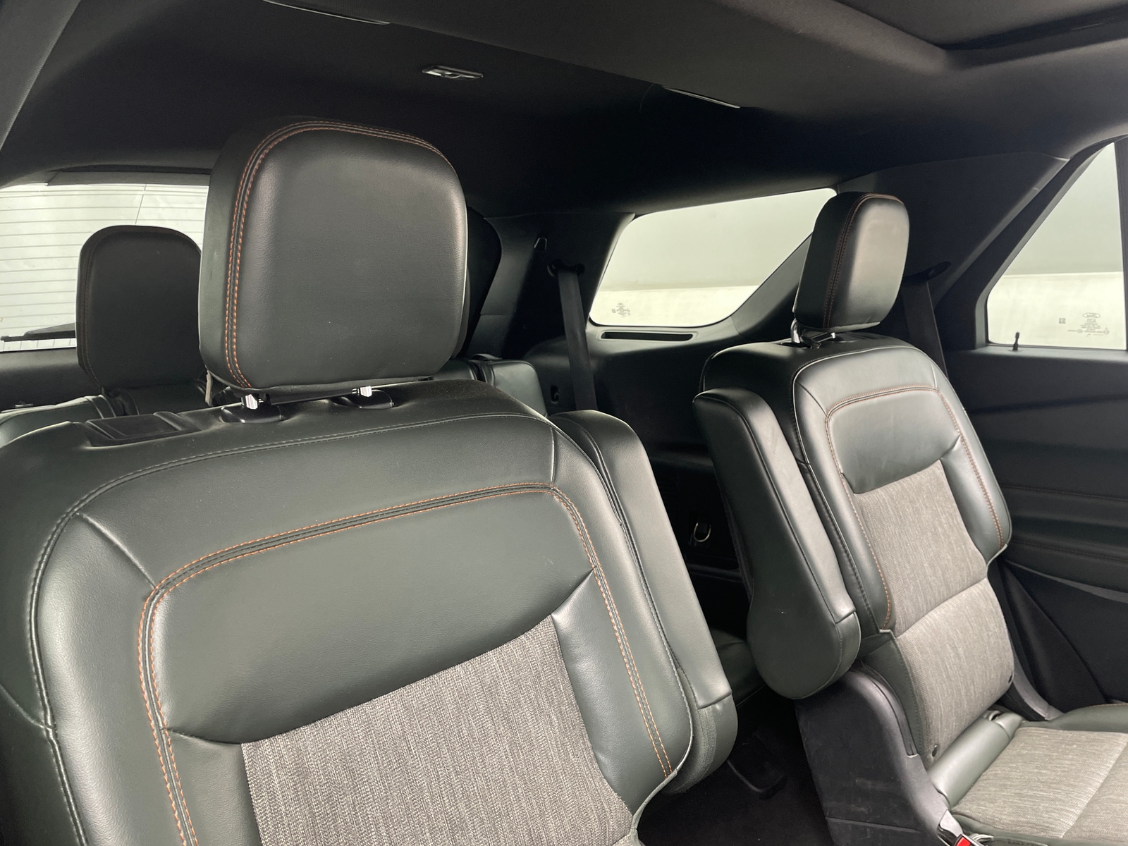 Thumbnail: 2022 Ford Explorer - 5