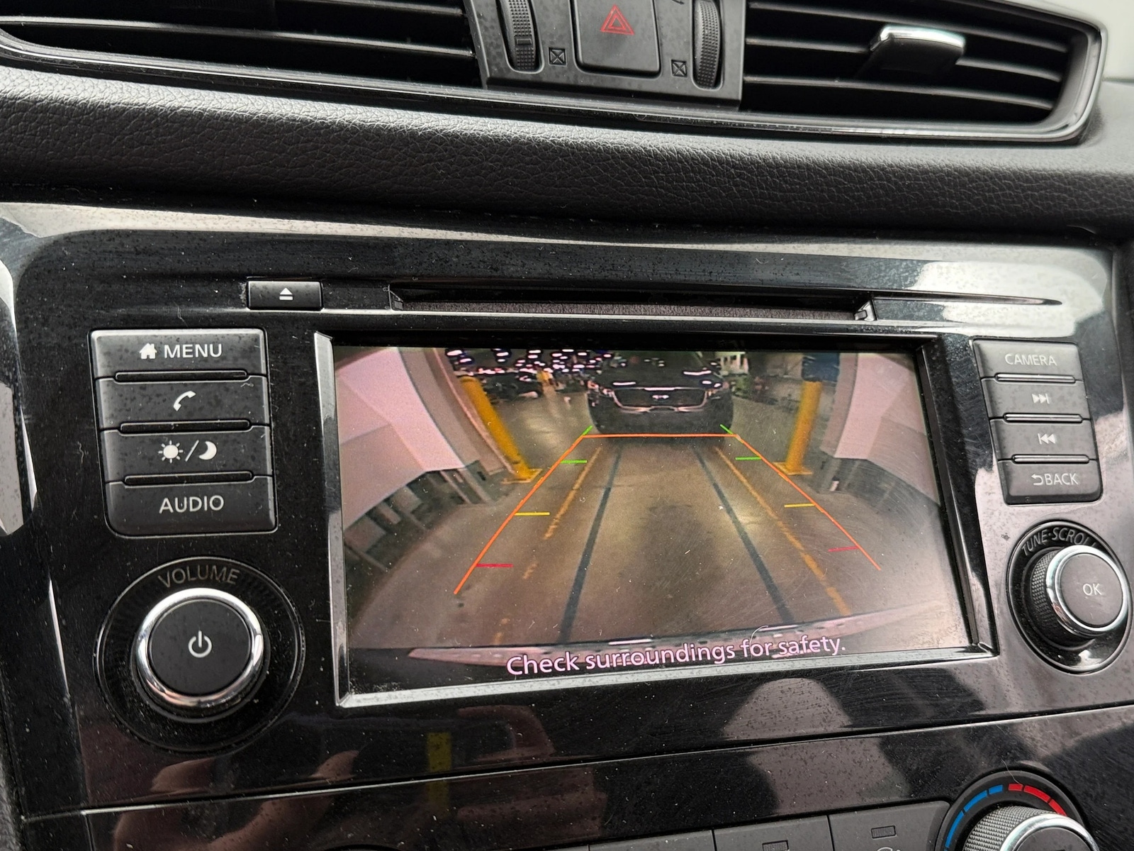 Thumbnail: 2018 Nissan Rogue - 4