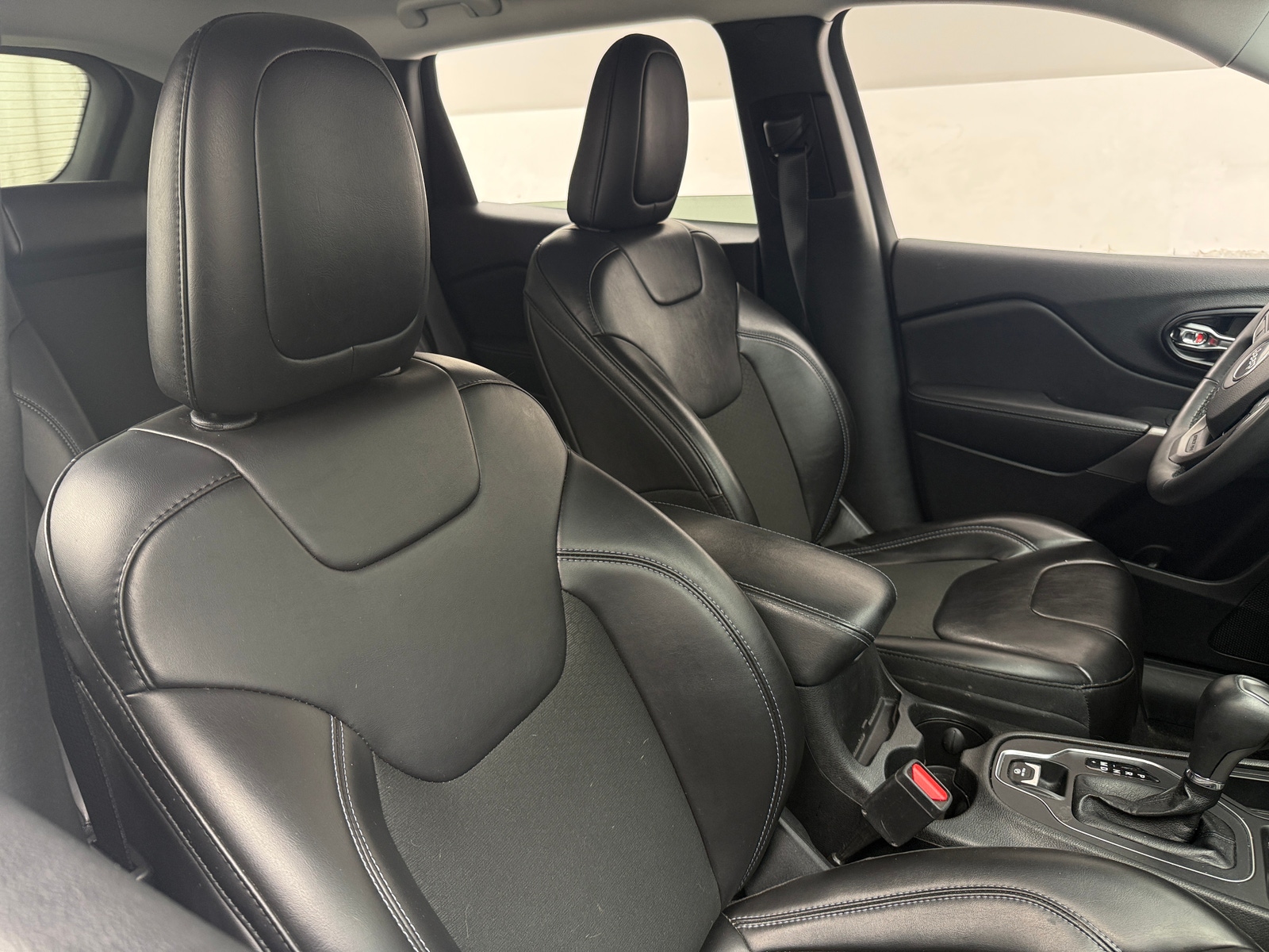Thumbnail: 2021 Jeep Cherokee - 2