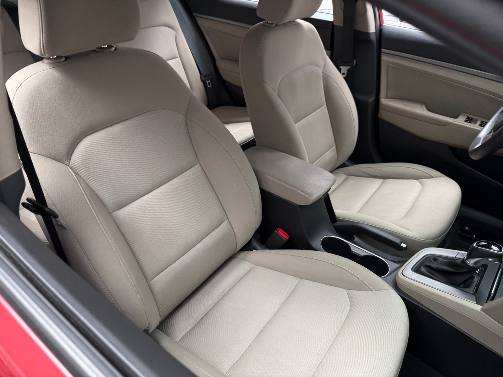 Thumbnail: 2017 Hyundai Elantra - 2