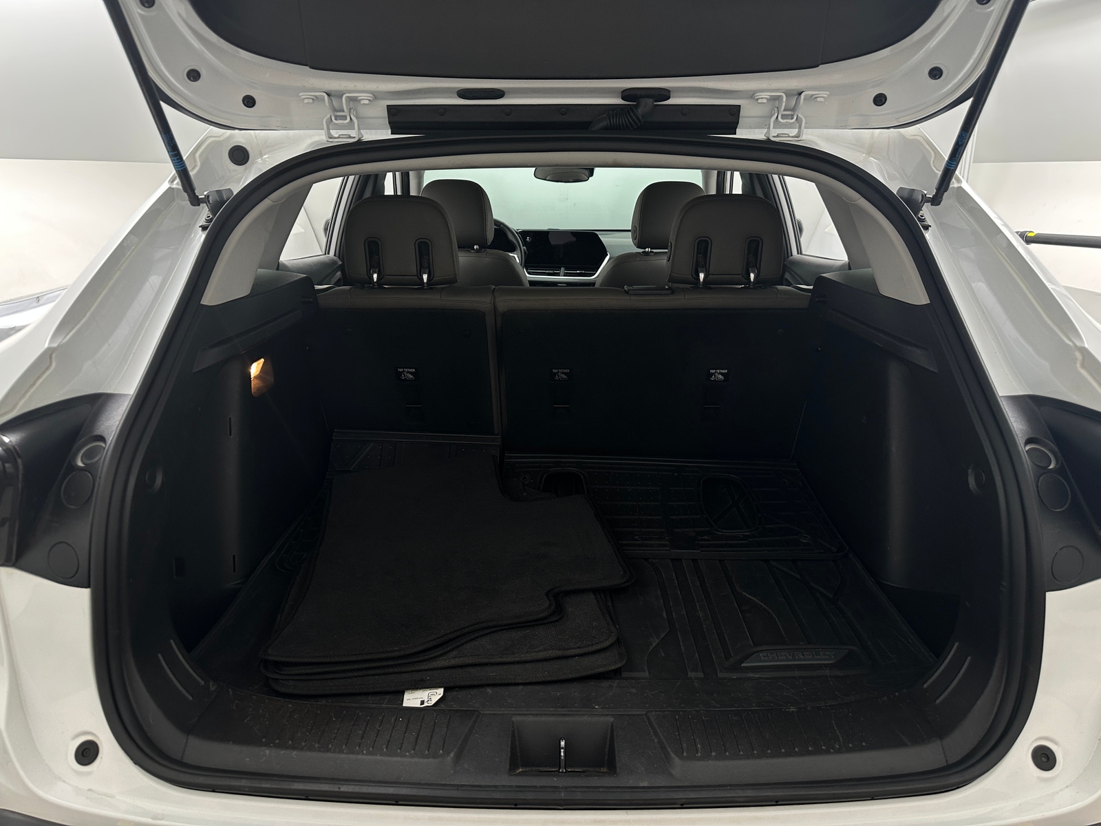 Thumbnail: 2025 Chevrolet Trax - 6