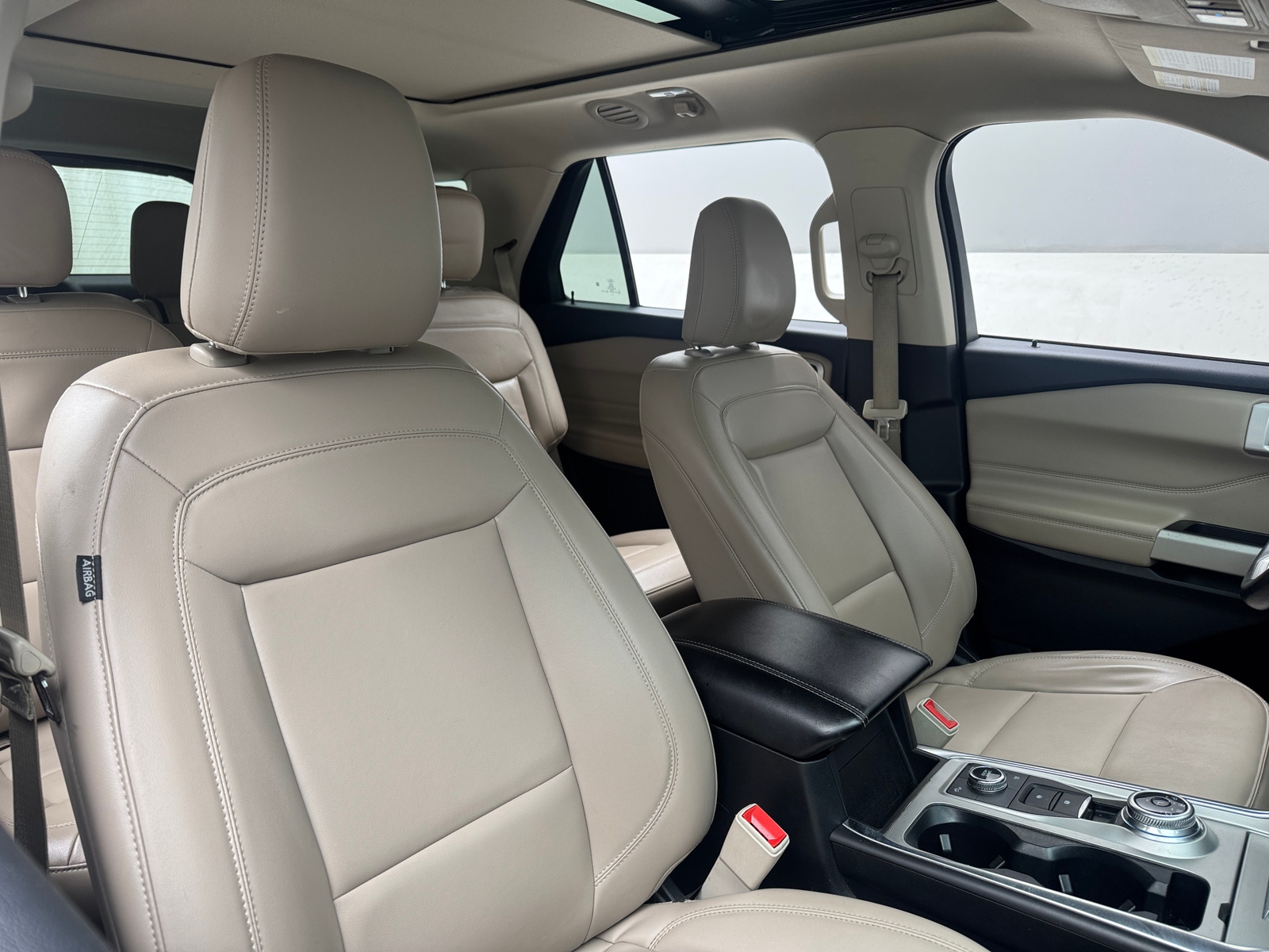 Thumbnail: 2022 Ford Explorer - 2