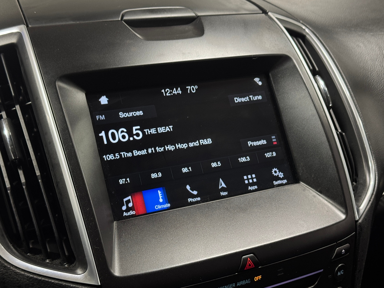 Thumbnail: 2016 Ford Edge - 3