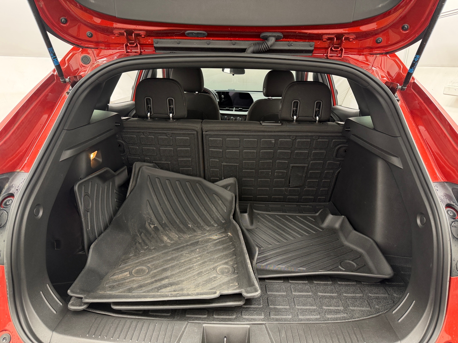 Thumbnail: 2024 Chevrolet Trax - 7