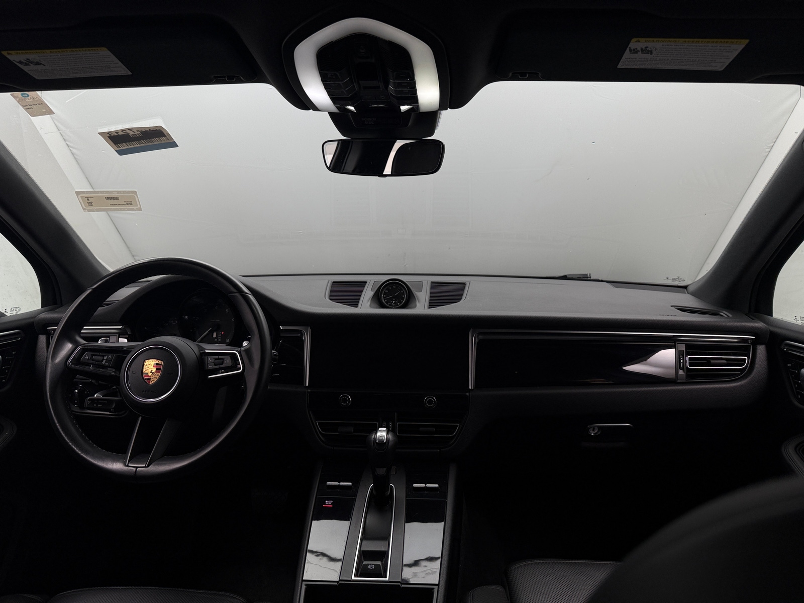 Thumbnail: 2022 Porsche Macan - 2