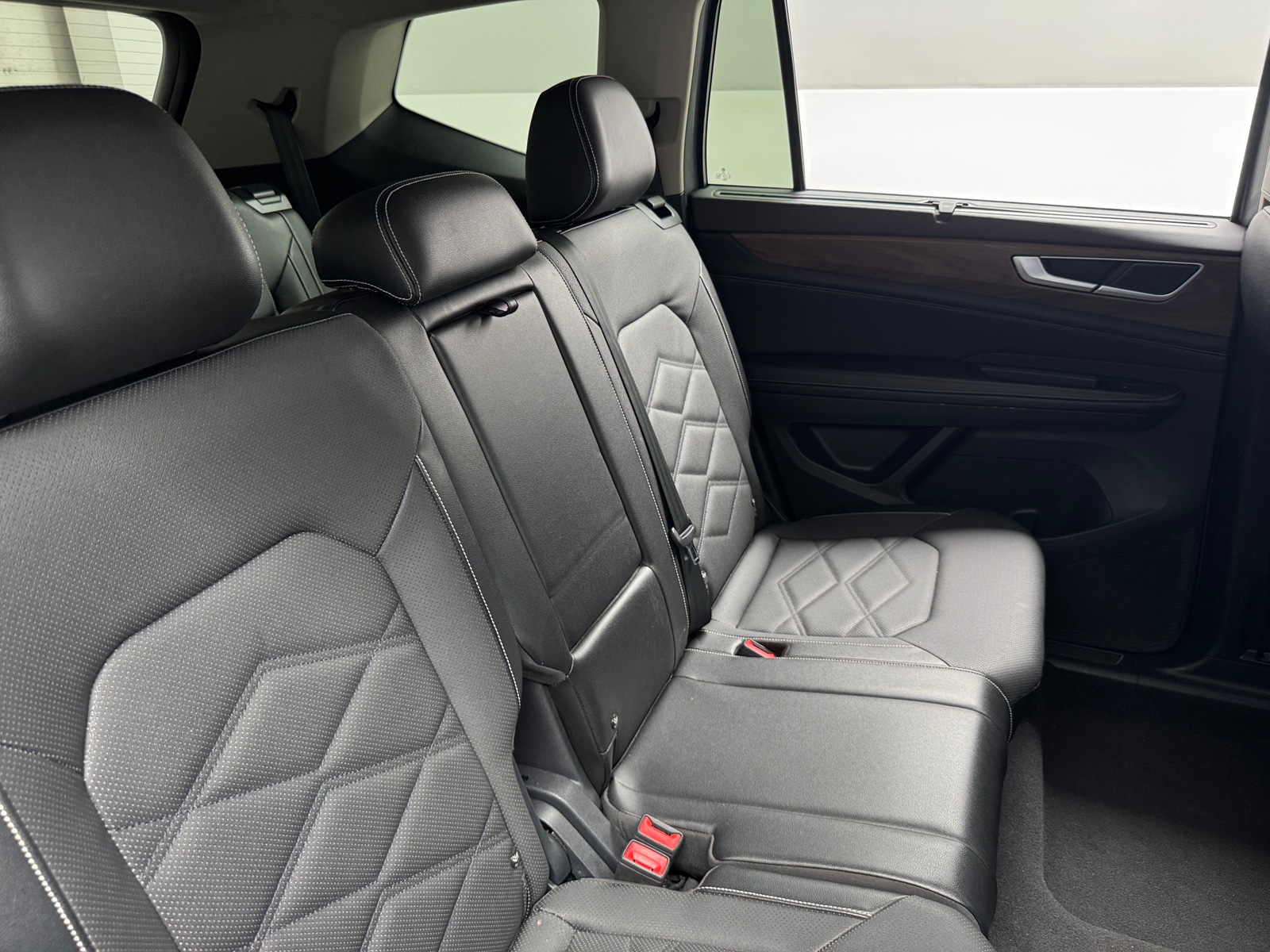 Thumbnail: 2024 Volkswagen Atlas - 5