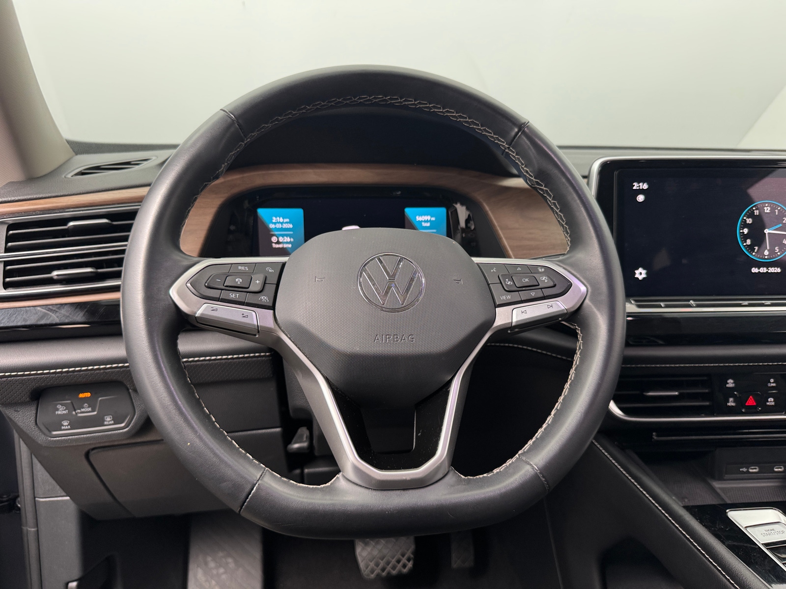 Thumbnail: 2024 Volkswagen Atlas - 4