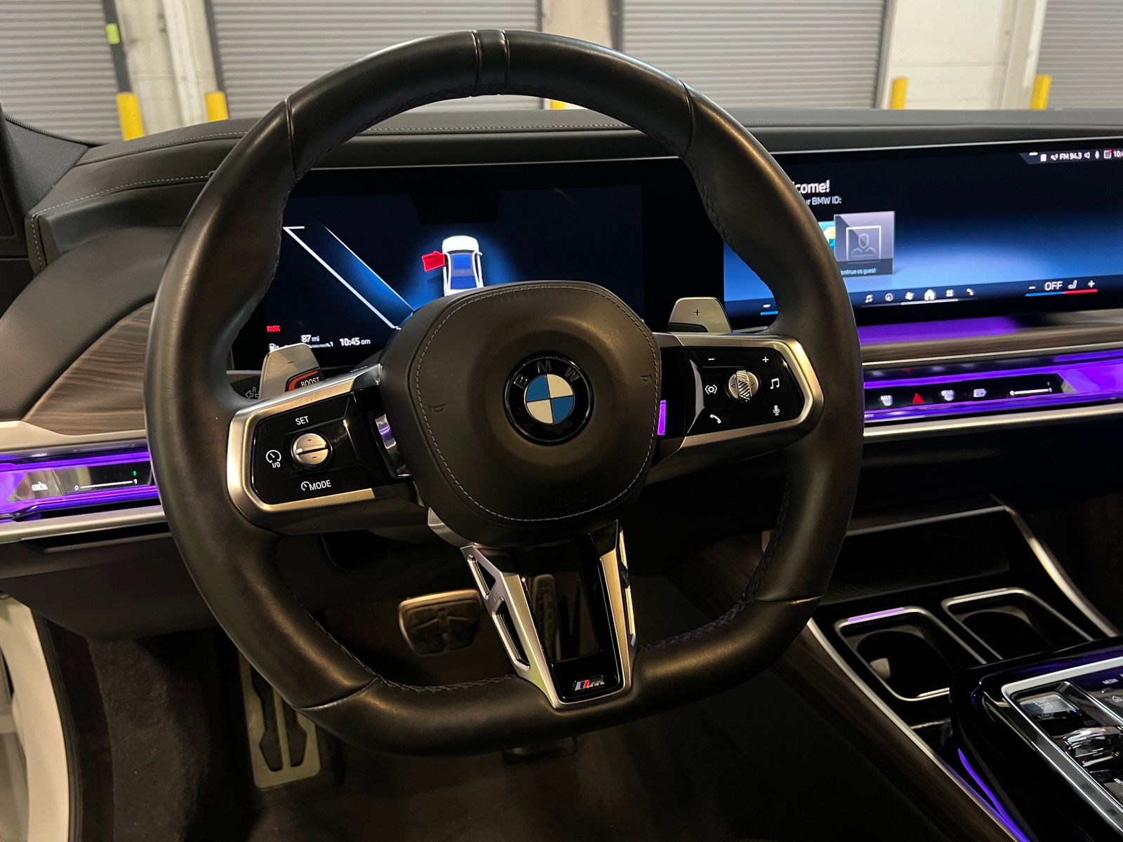 Thumbnail: 2023 BMW 7 Series - 4