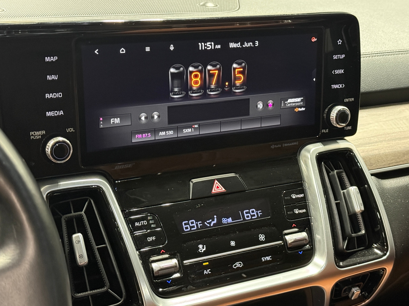Thumbnail: 2021 Kia Sorento - 3