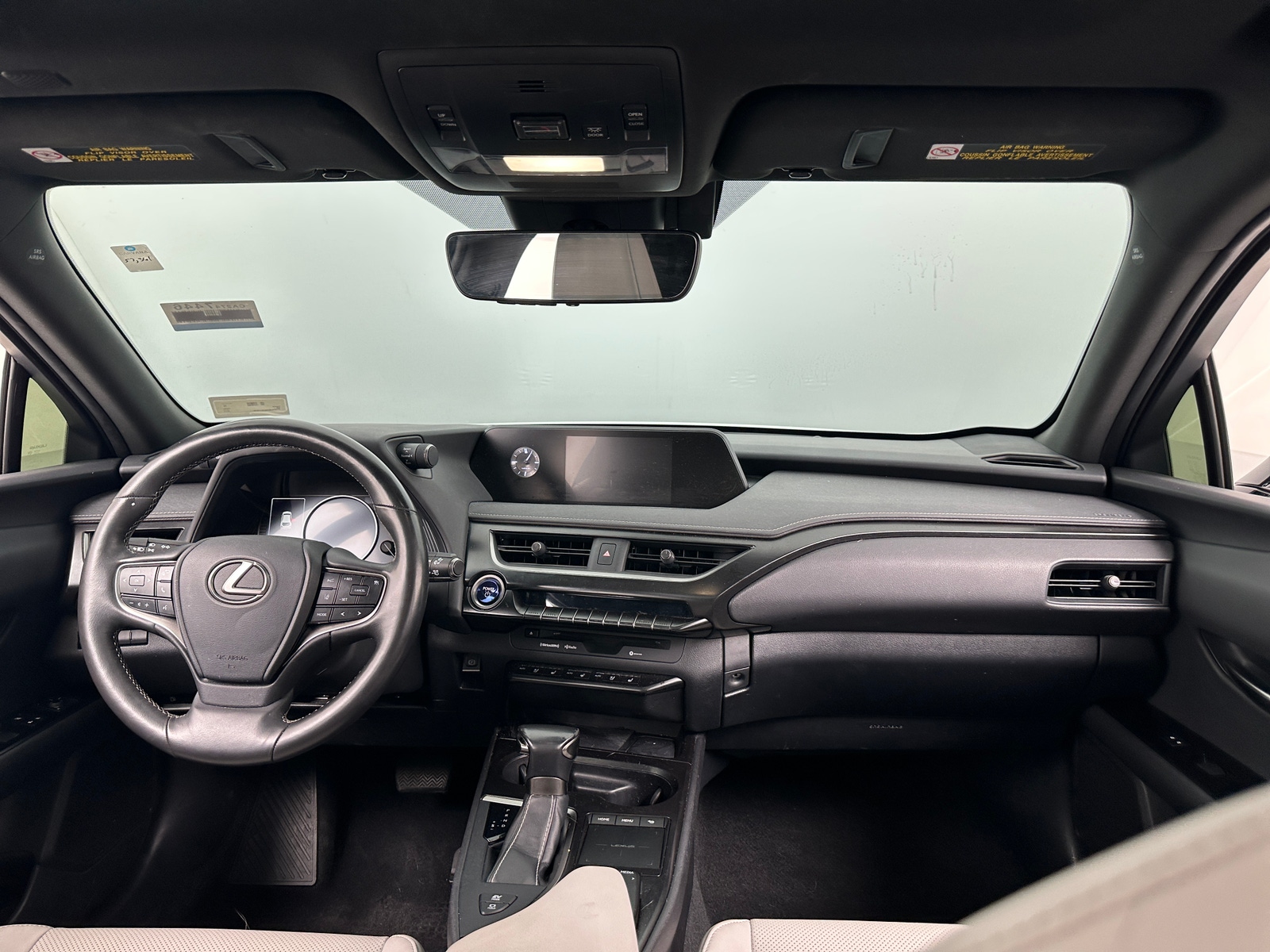 Thumbnail: 2020 Lexus UX - 2
