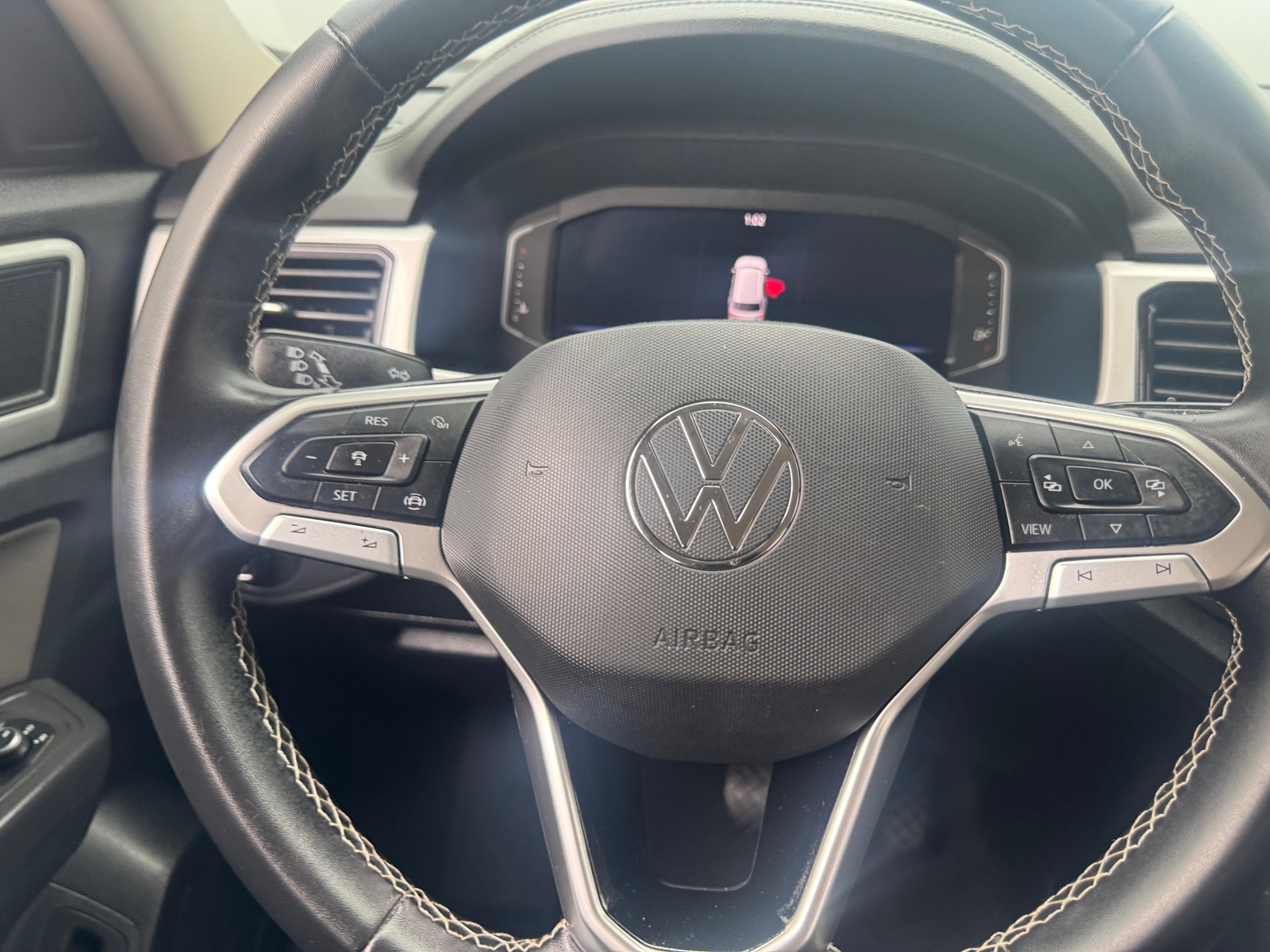 Thumbnail: 2023 Volkswagen Atlas - 4