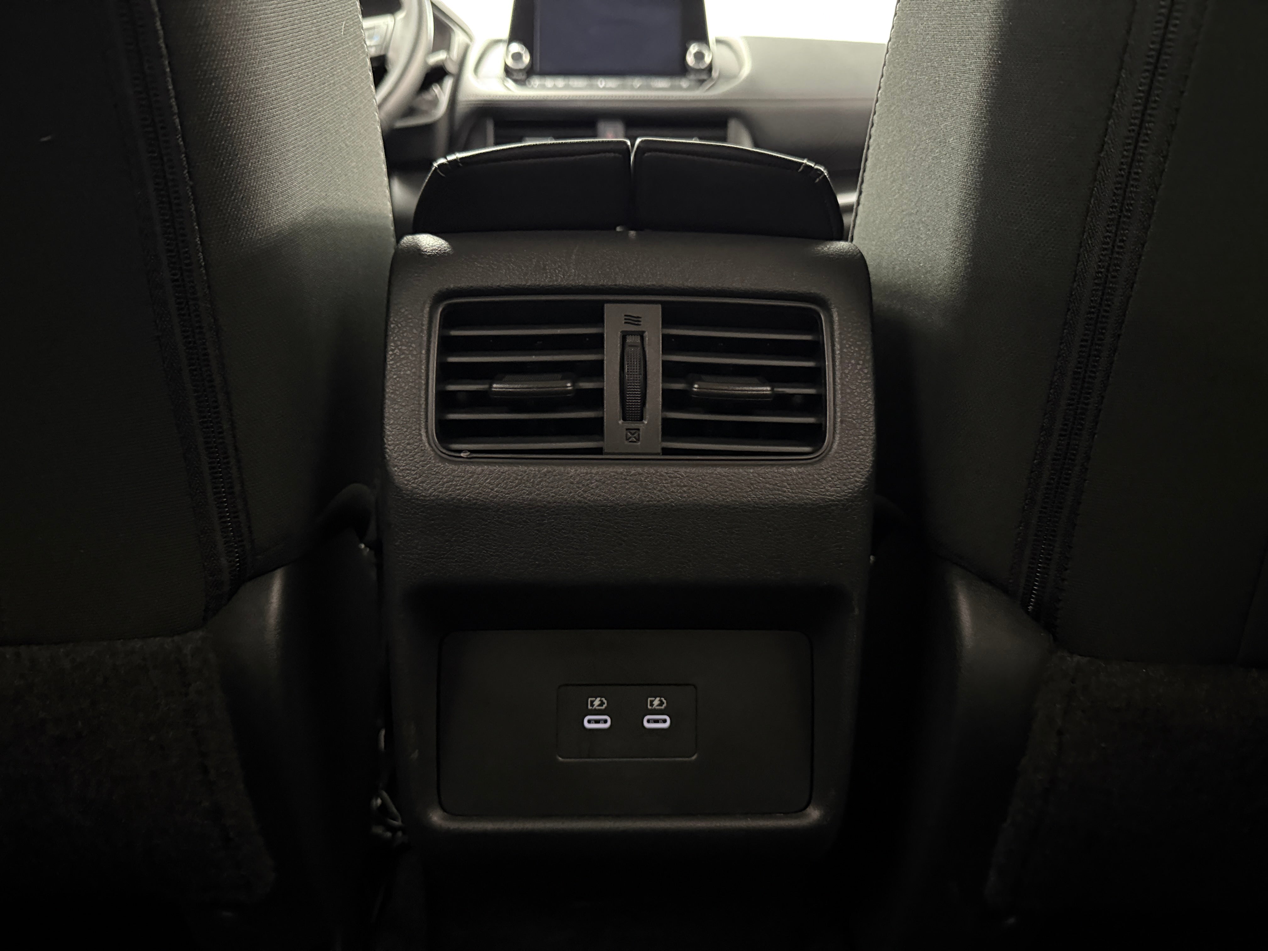 2025 Nissan Rogue SV - Photo 3