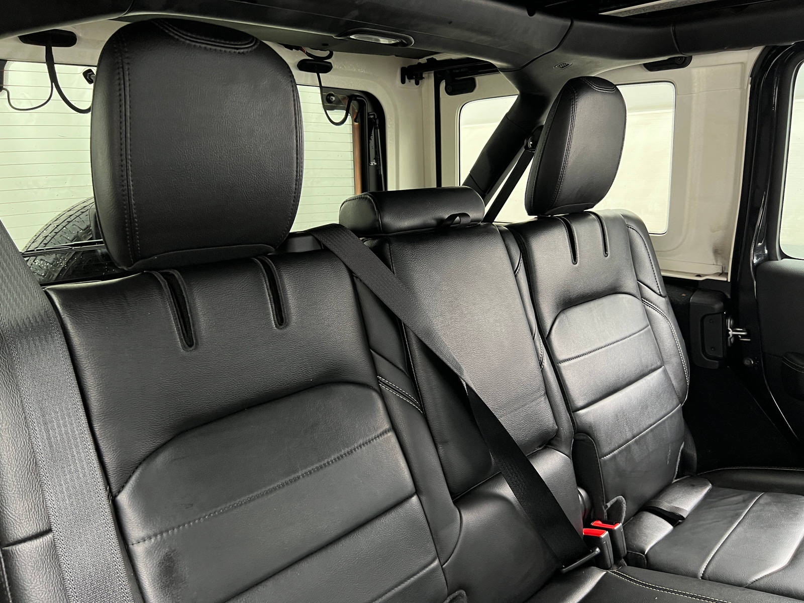 Thumbnail: 2021 Jeep Wrangler - 5