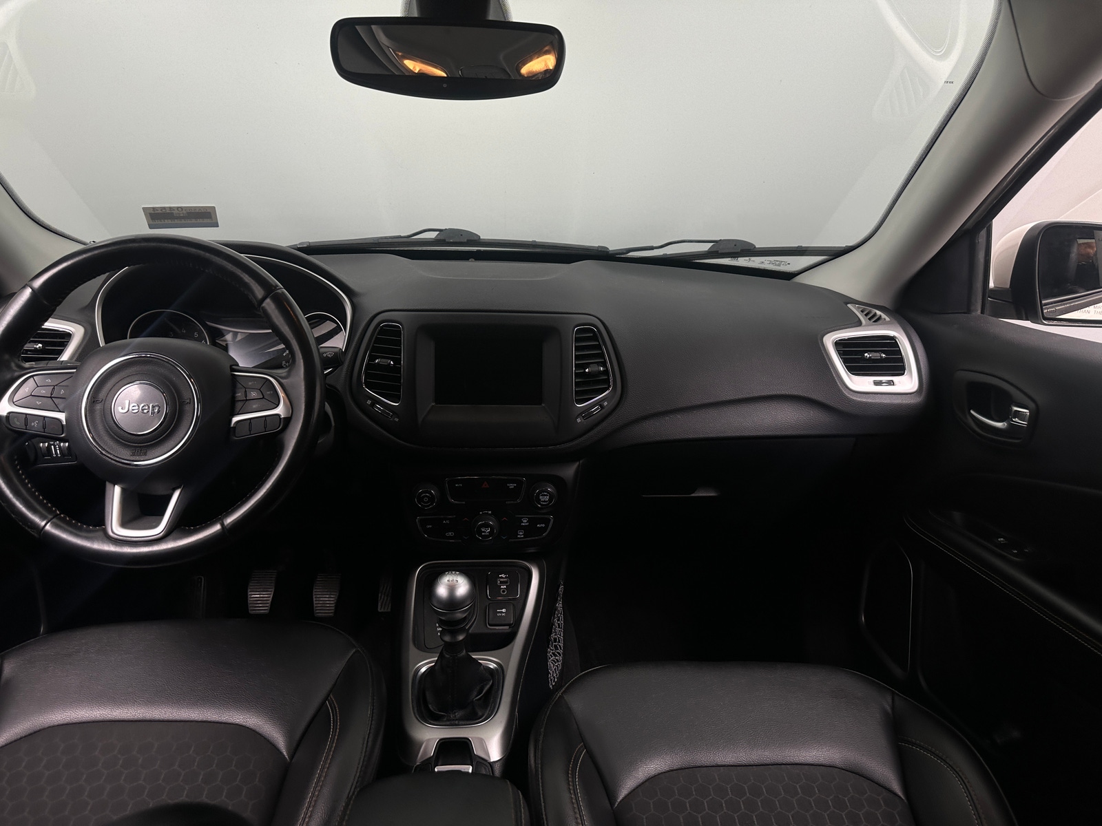 Thumbnail: 2019 Jeep Compass - 3