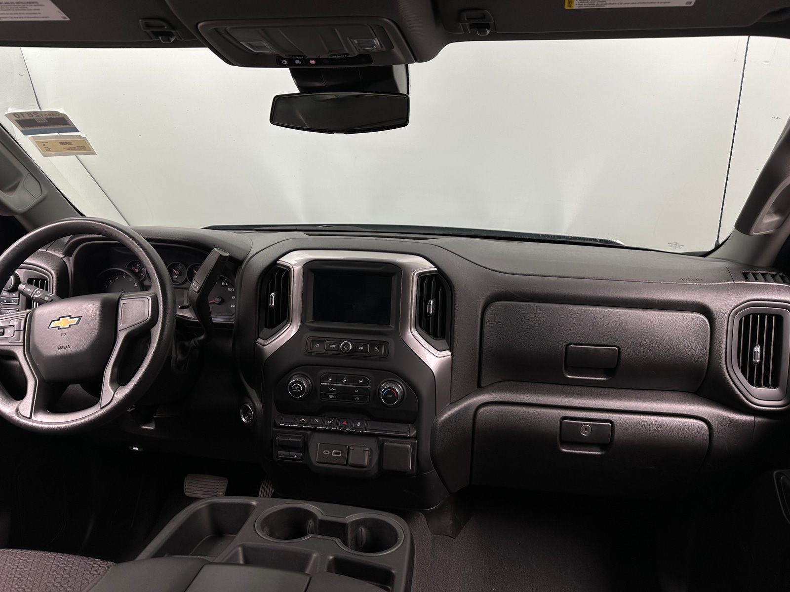 Thumbnail: 2024 Chevrolet Silverado 1500 - 3