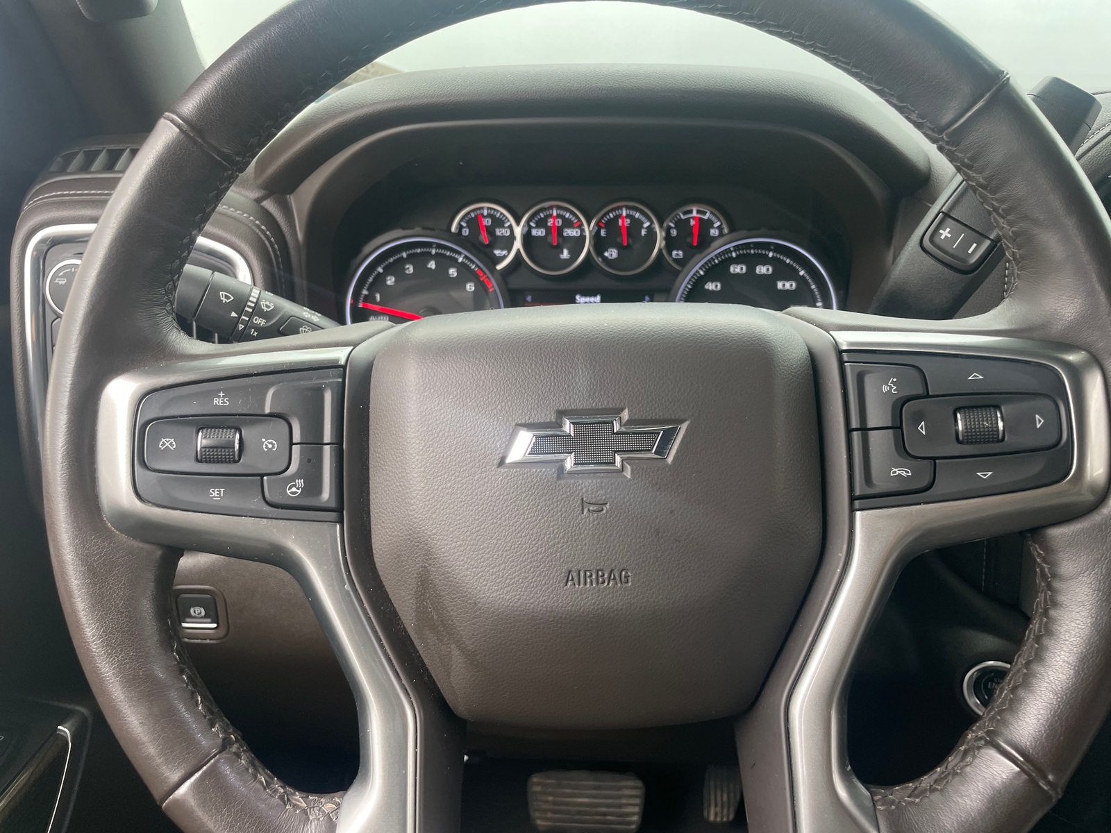 Thumbnail: 2021 Chevrolet Silverado 1500 - 5