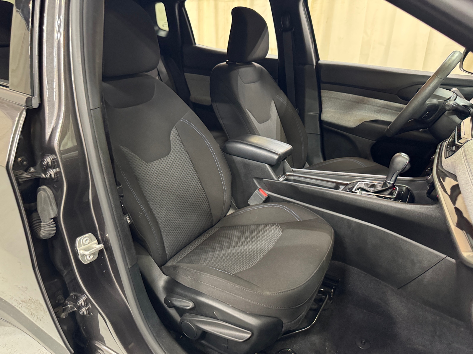 Thumbnail: 2023 Jeep Compass - 2