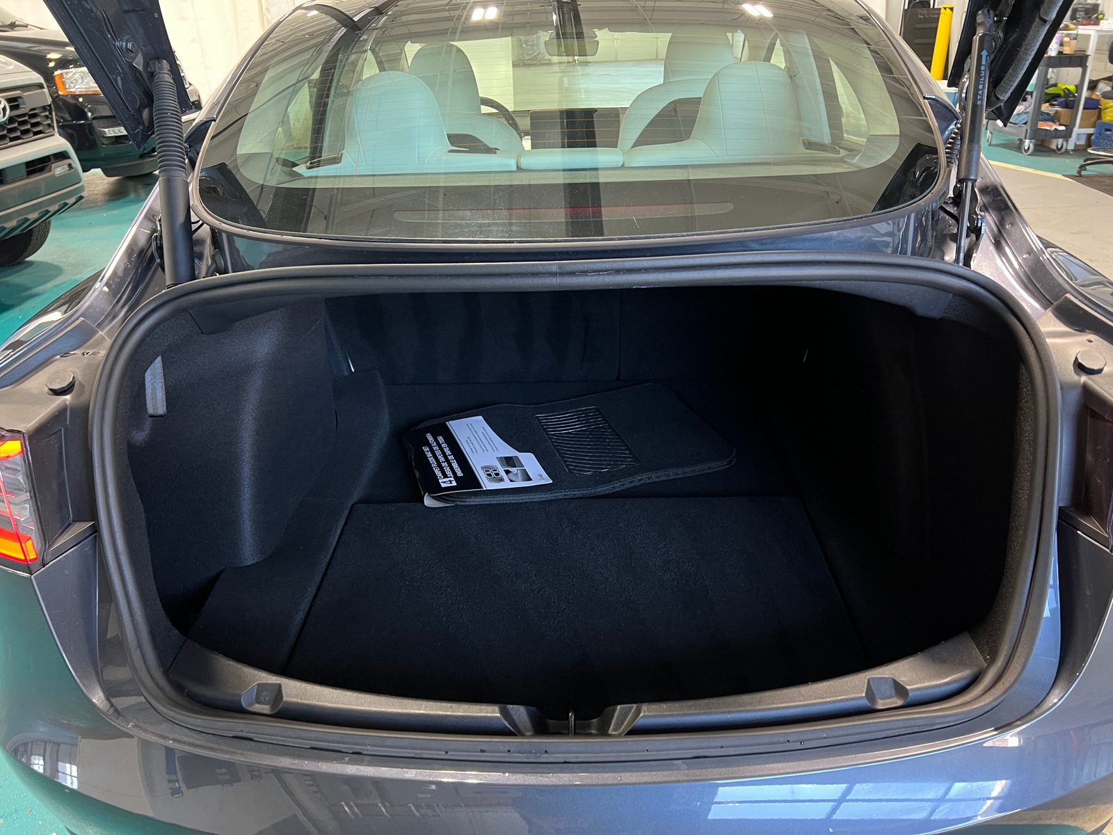 Thumbnail: 2023 Tesla Model 3 - 6