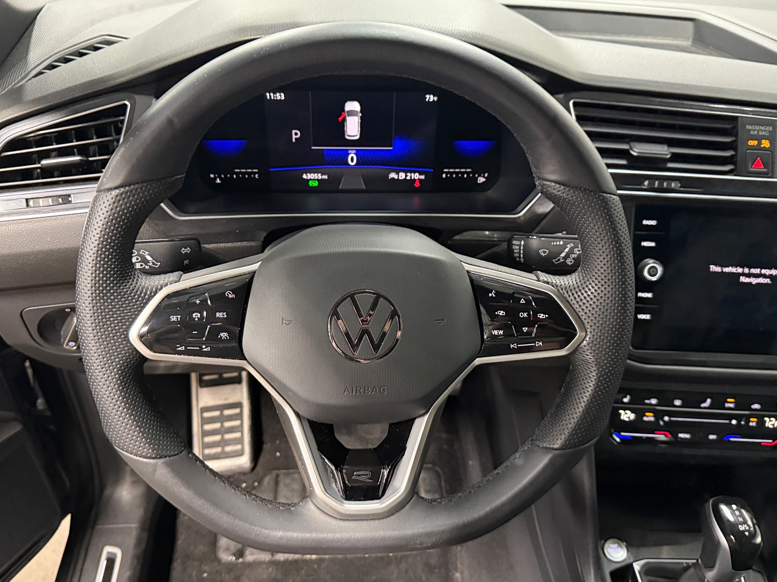 Thumbnail: 2022 Volkswagen Tiguan - 5