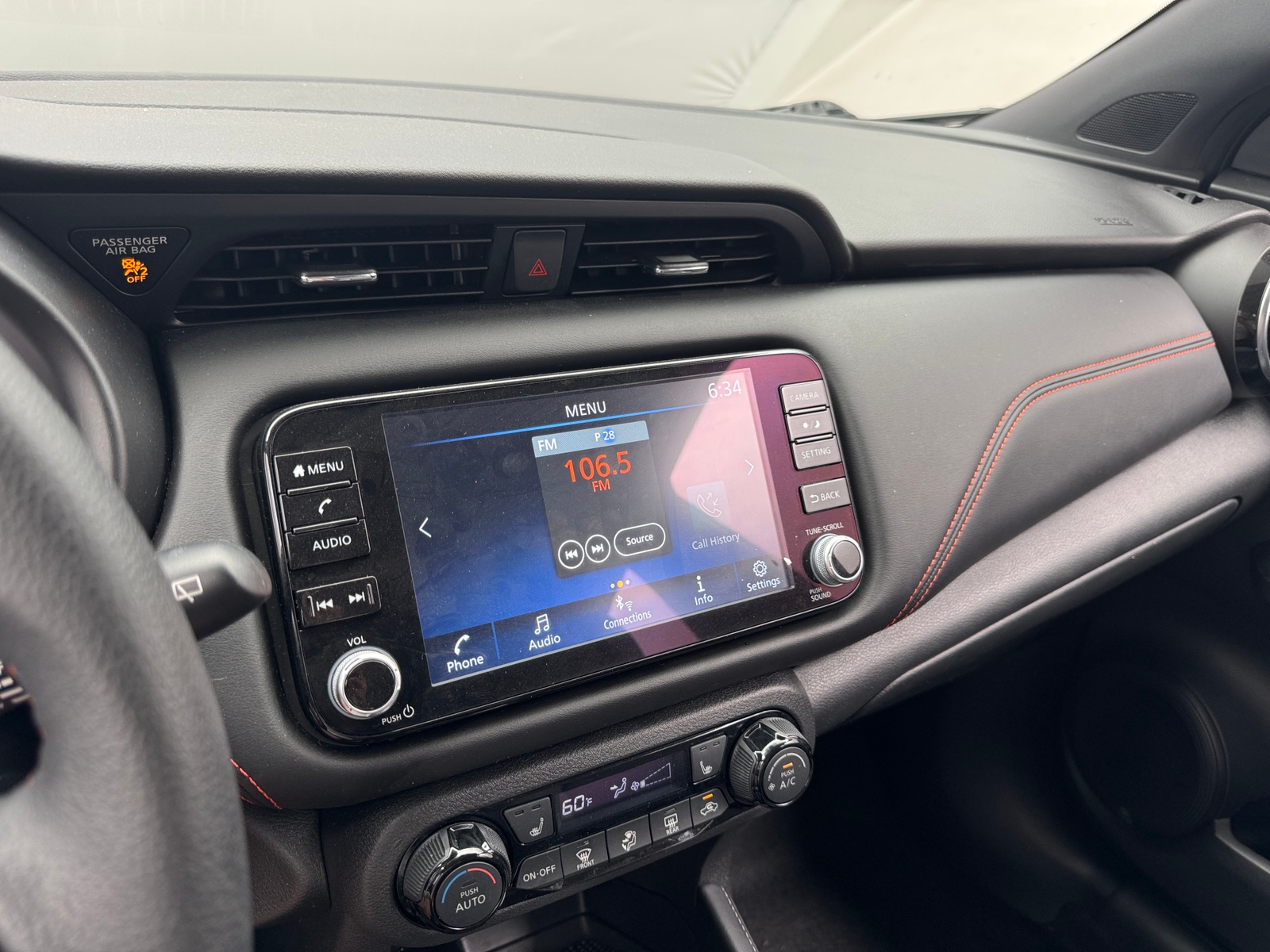 Thumbnail: 2023 Nissan Kicks - 4