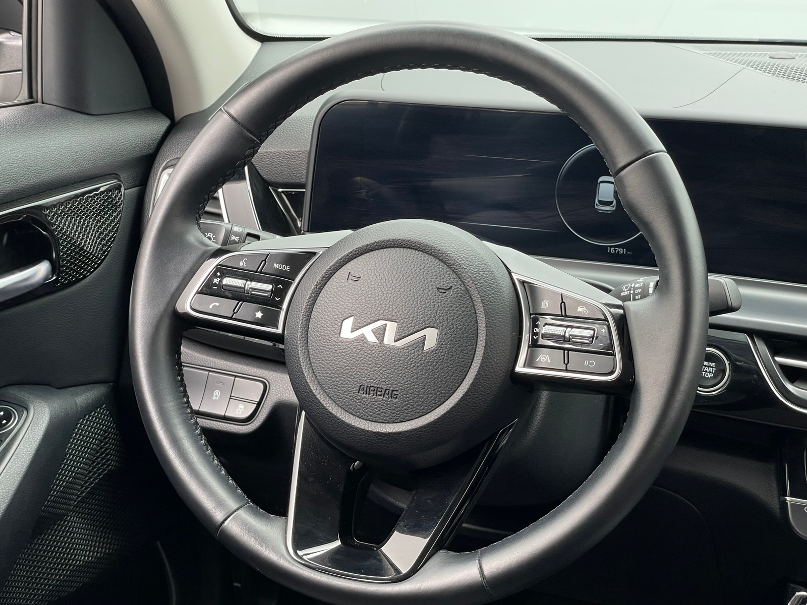 Thumbnail: 2024 Kia Seltos - 5
