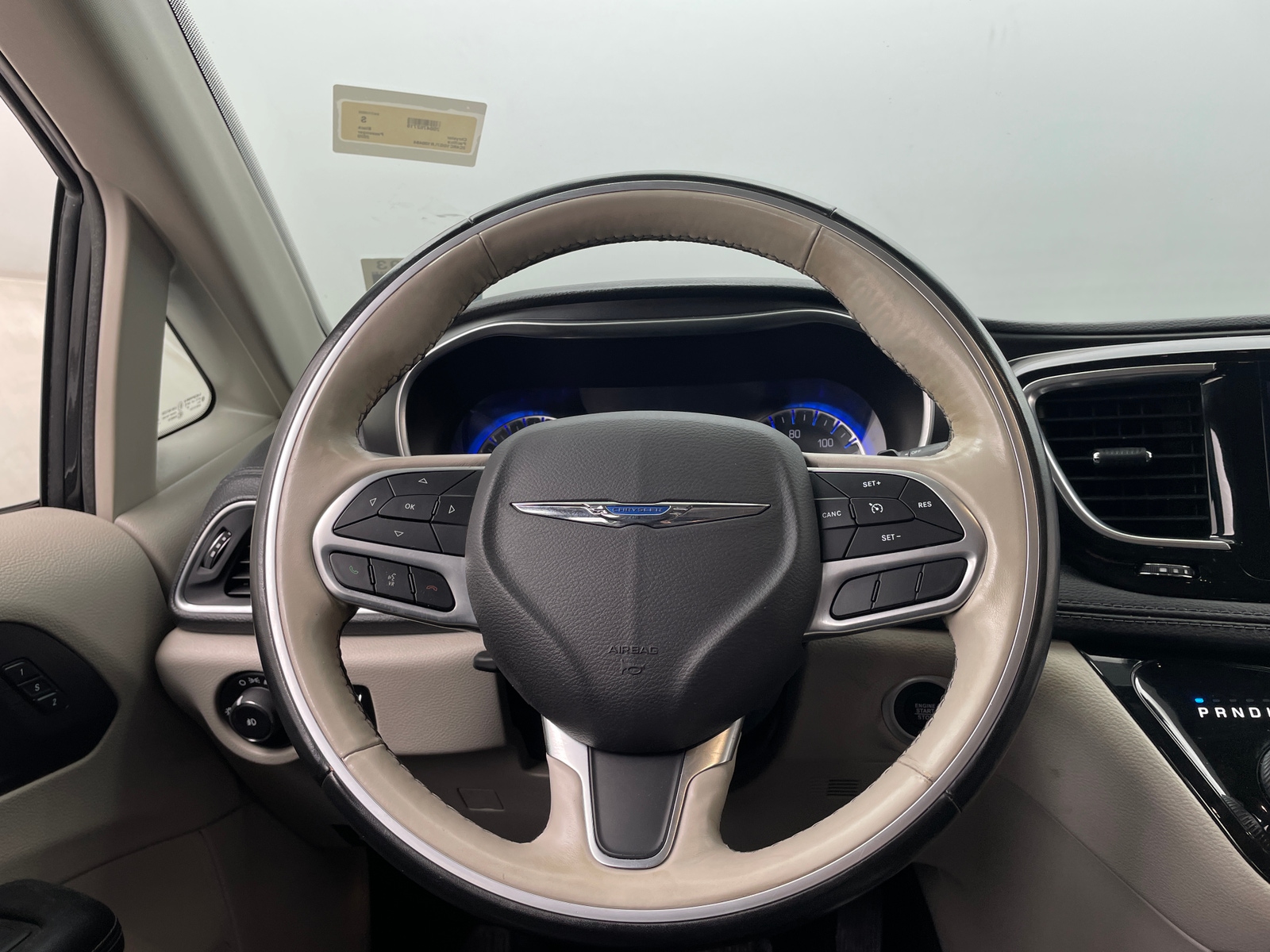 Thumbnail: 2020 Chrysler Pacifica - 4