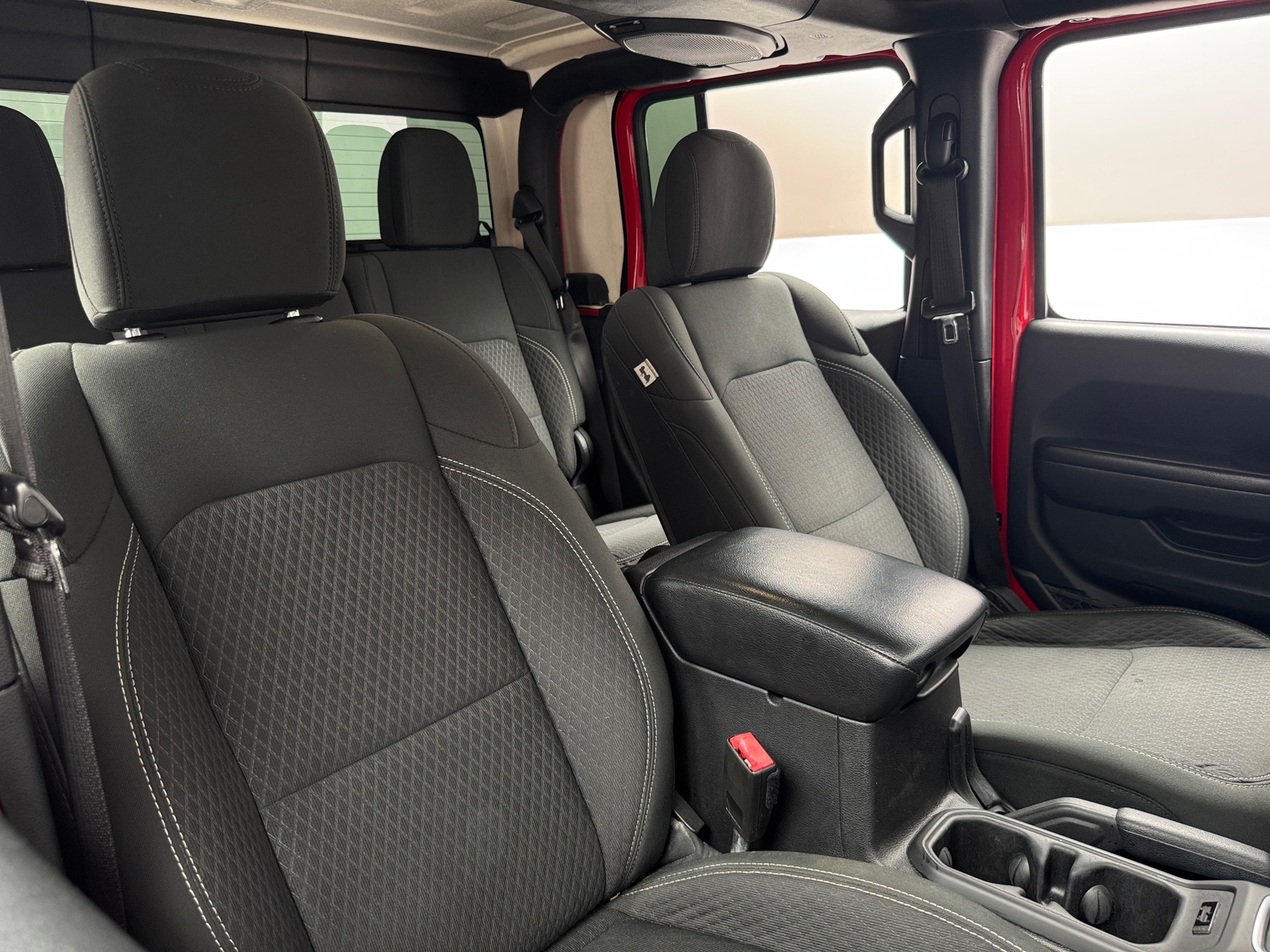 Thumbnail: 2021 Jeep Gladiator - 2