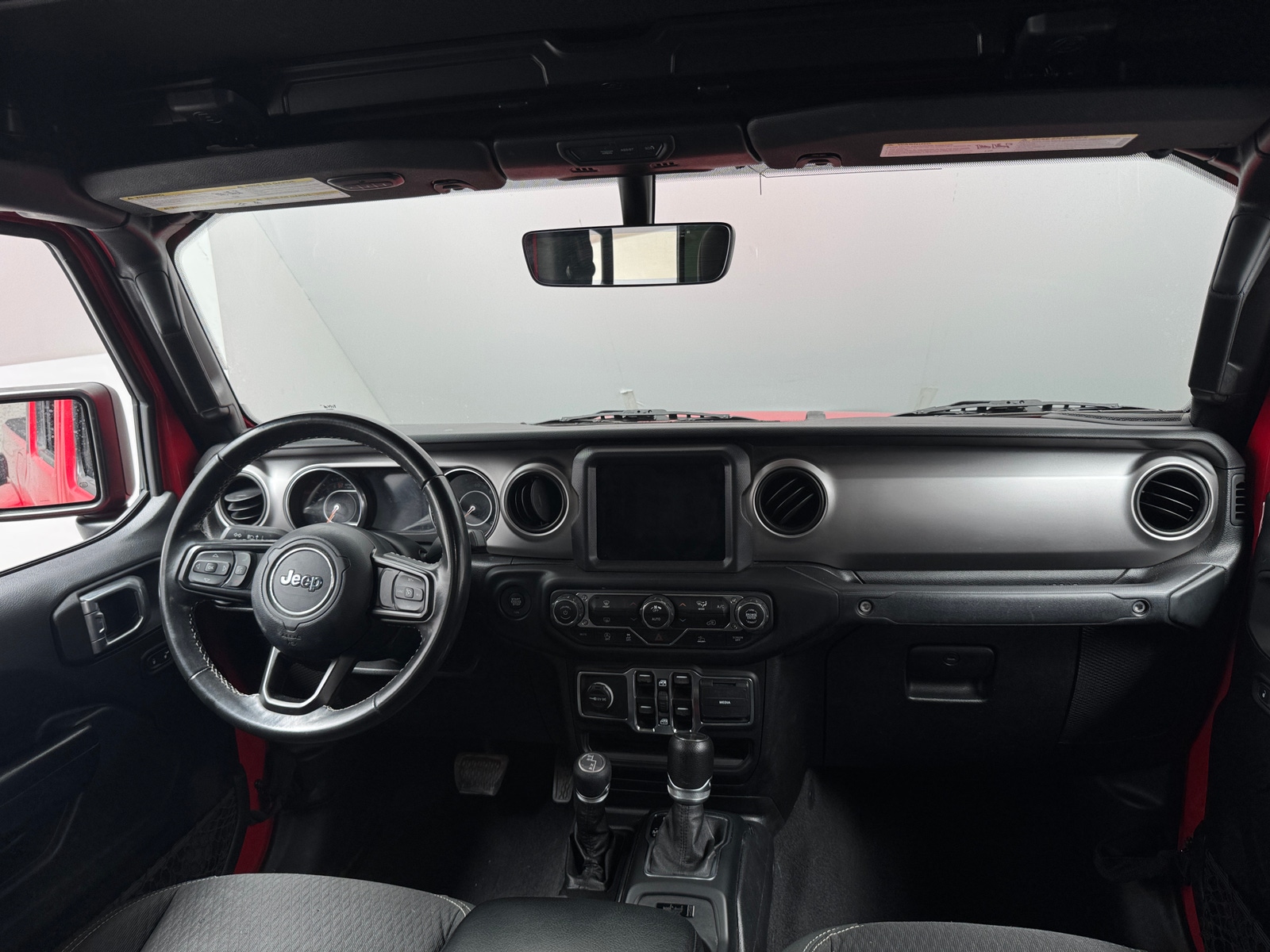 Thumbnail: 2021 Jeep Gladiator - 3