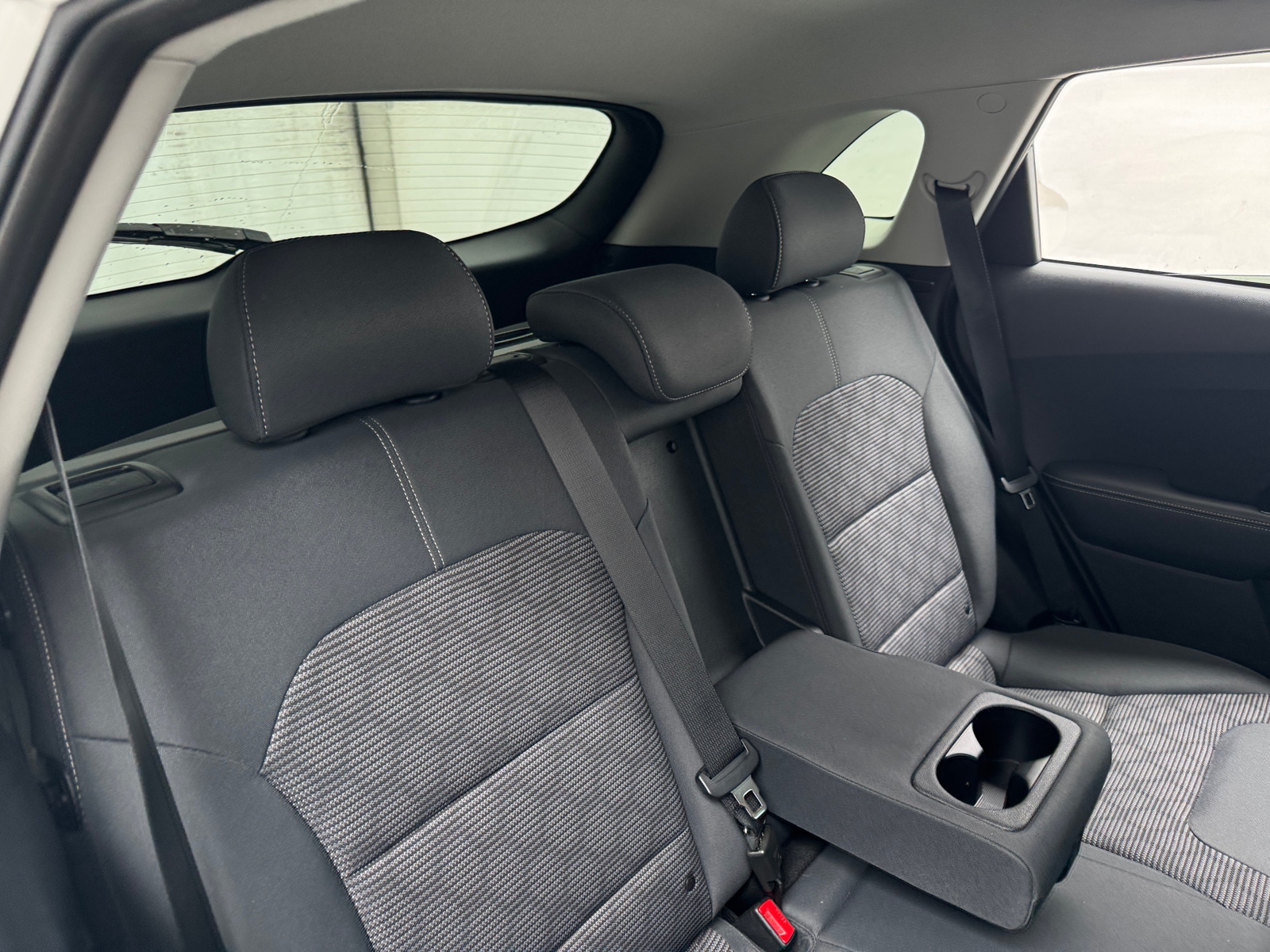 Thumbnail: 2021 Kia Niro - 6
