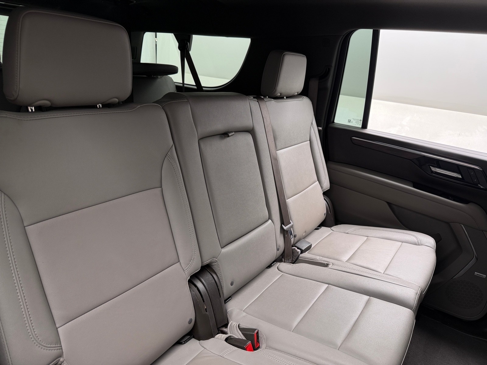 Thumbnail: 2025 Chevrolet Suburban - 5