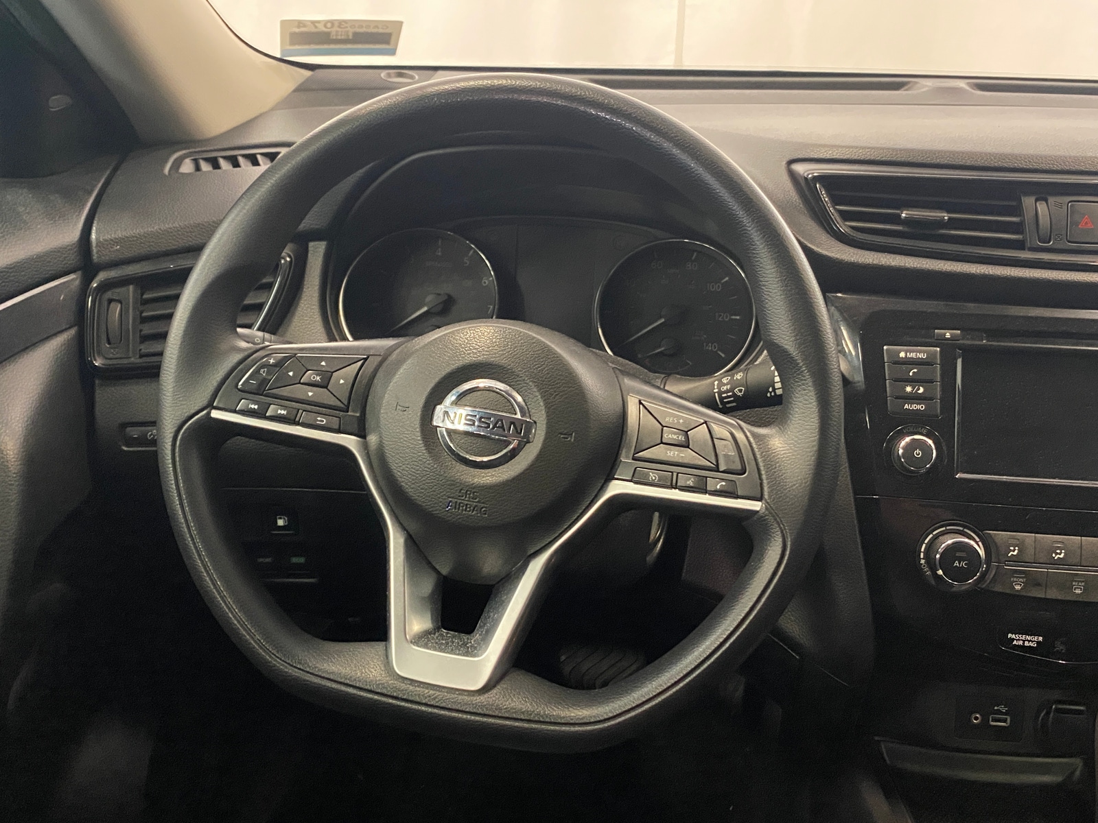 Thumbnail: 2018 Nissan Rogue - 5