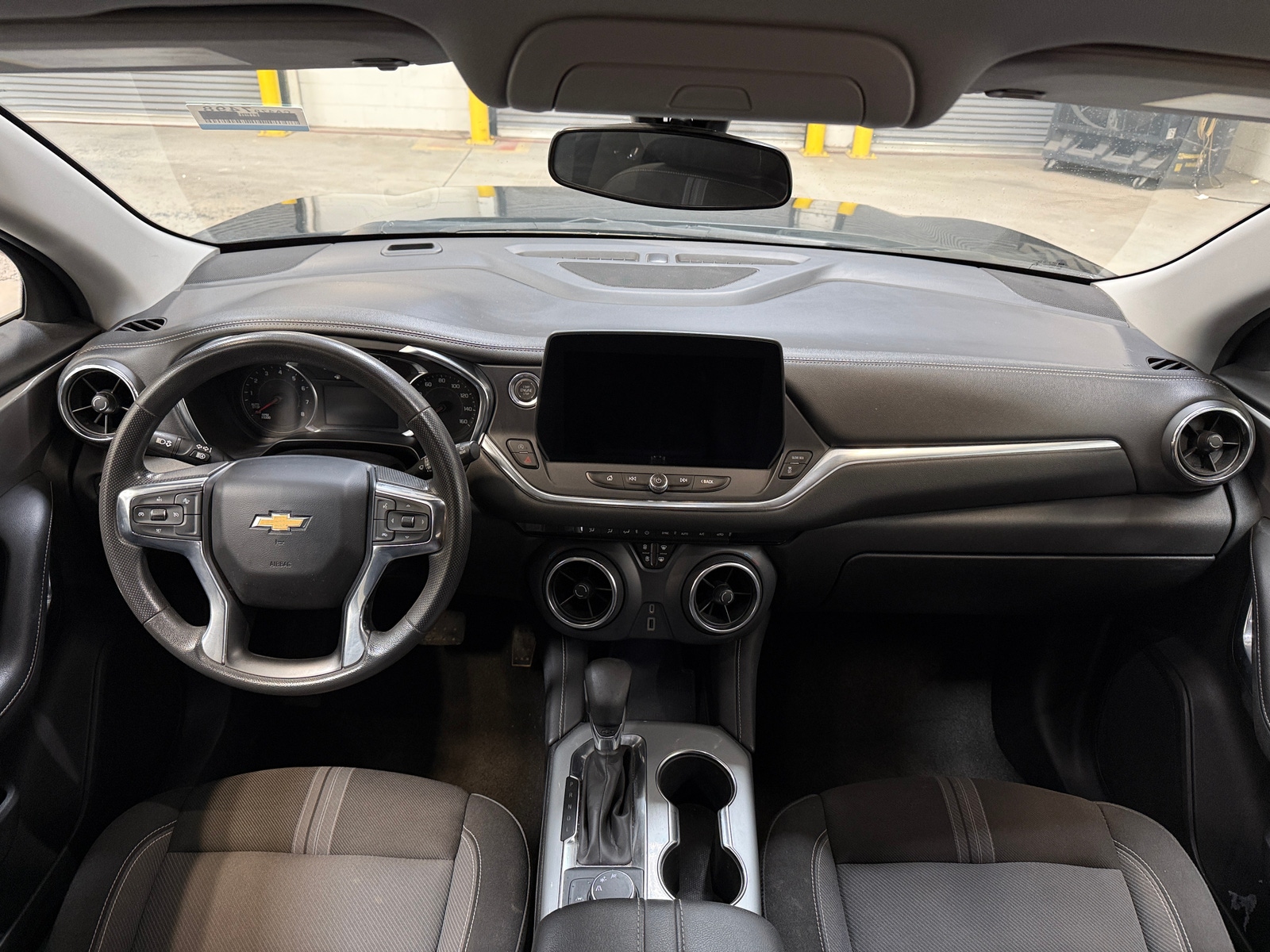 Thumbnail: 2023 Chevrolet Blazer - 3